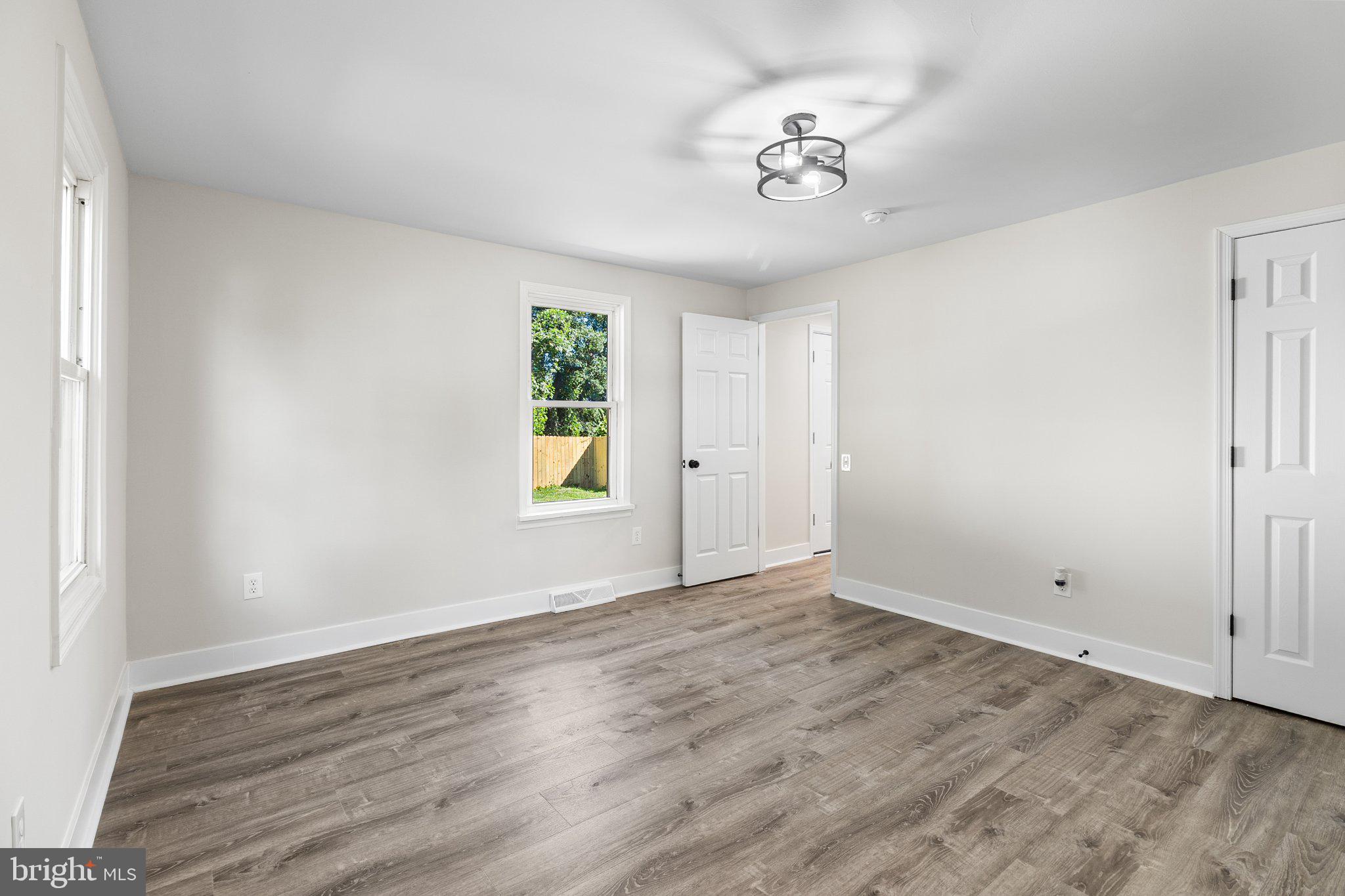 HOLLOWAY TERRACE - Residential