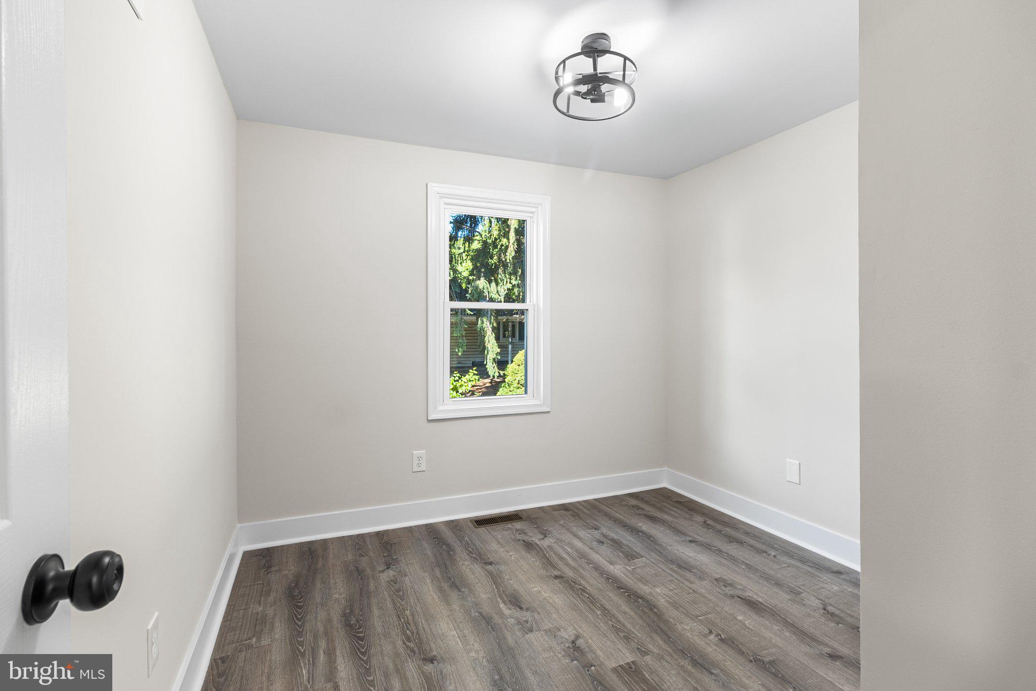 HOLLOWAY TERRACE - Residential