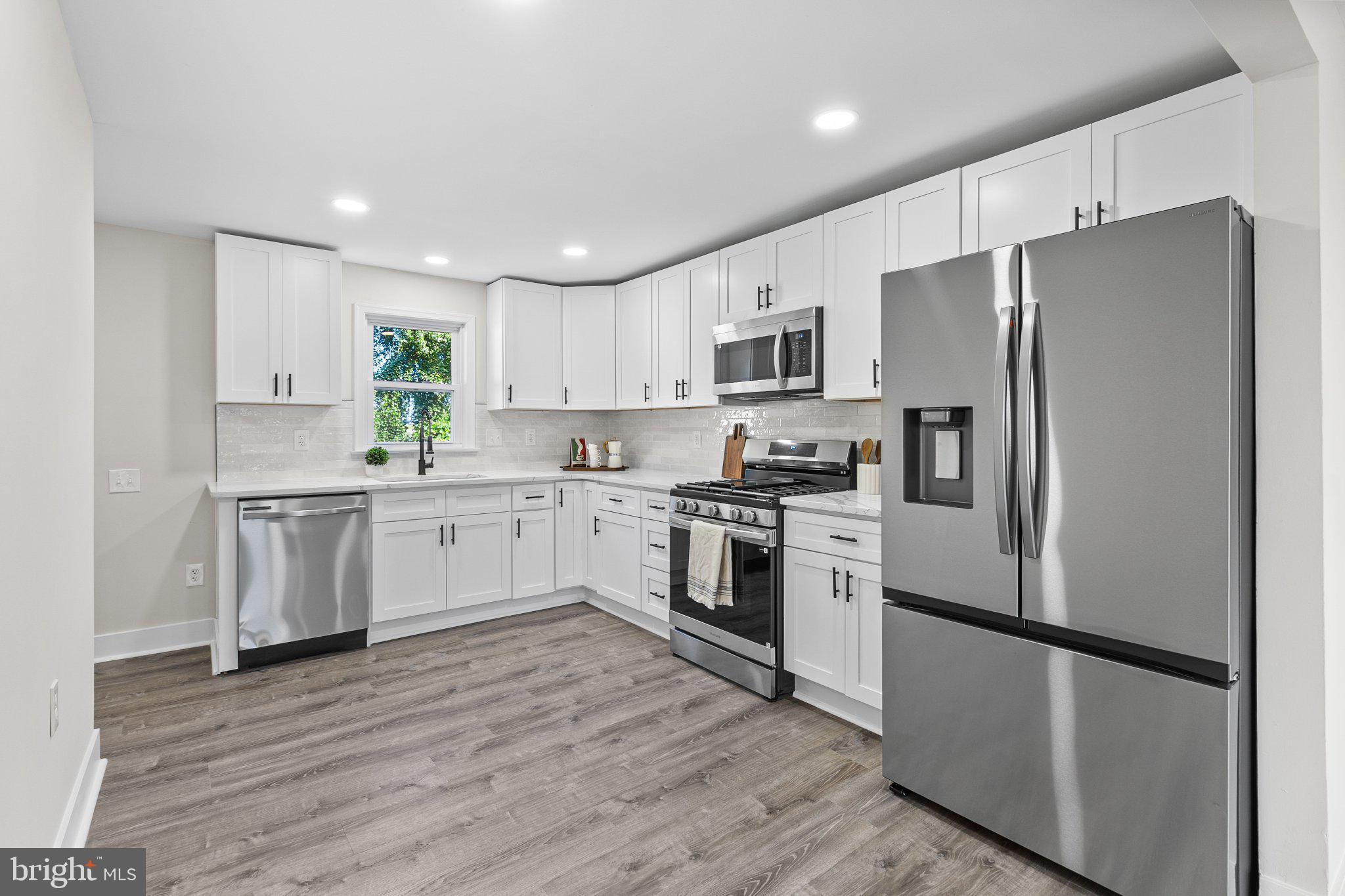 HOLLOWAY TERRACE - Residential