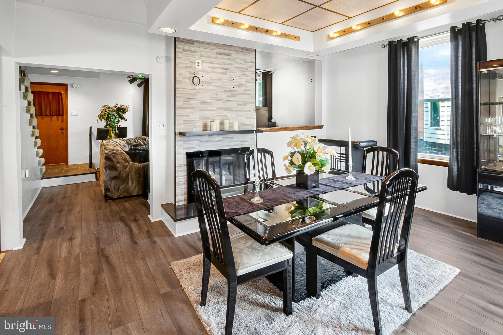 COLLINGSWOOD - Residential