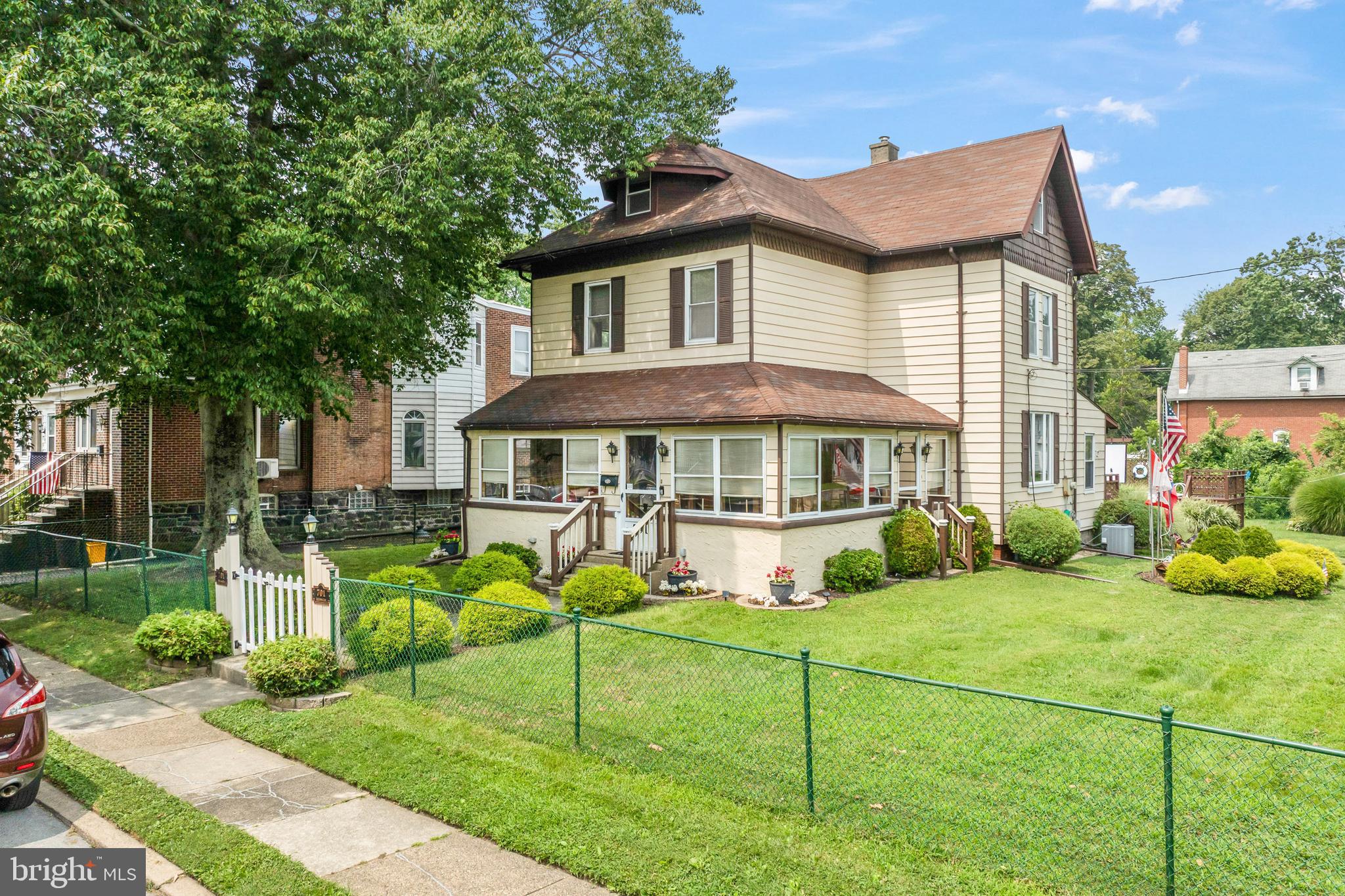COLLINGSWOOD - Residential