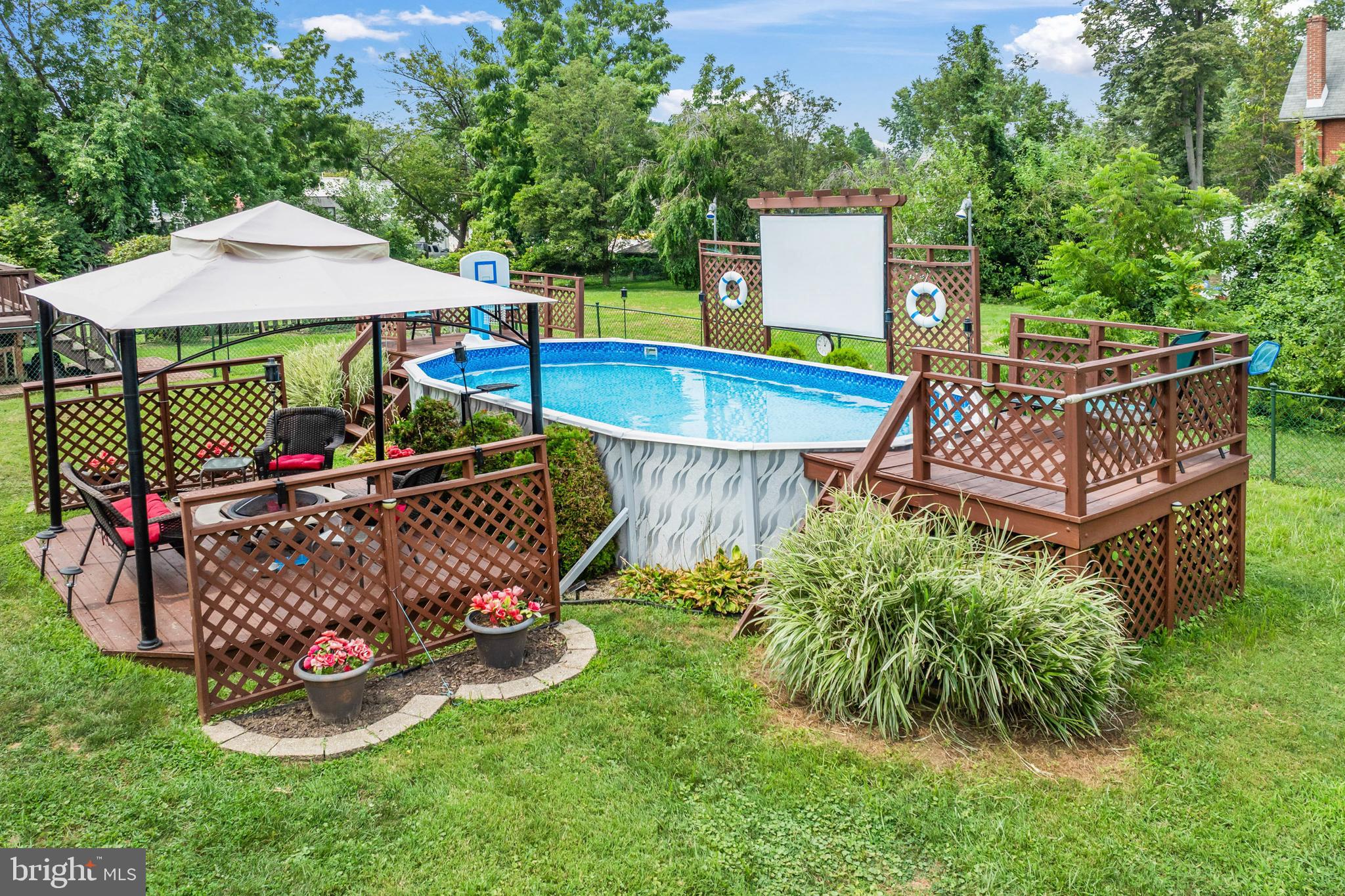 COLLINGSWOOD - Residential