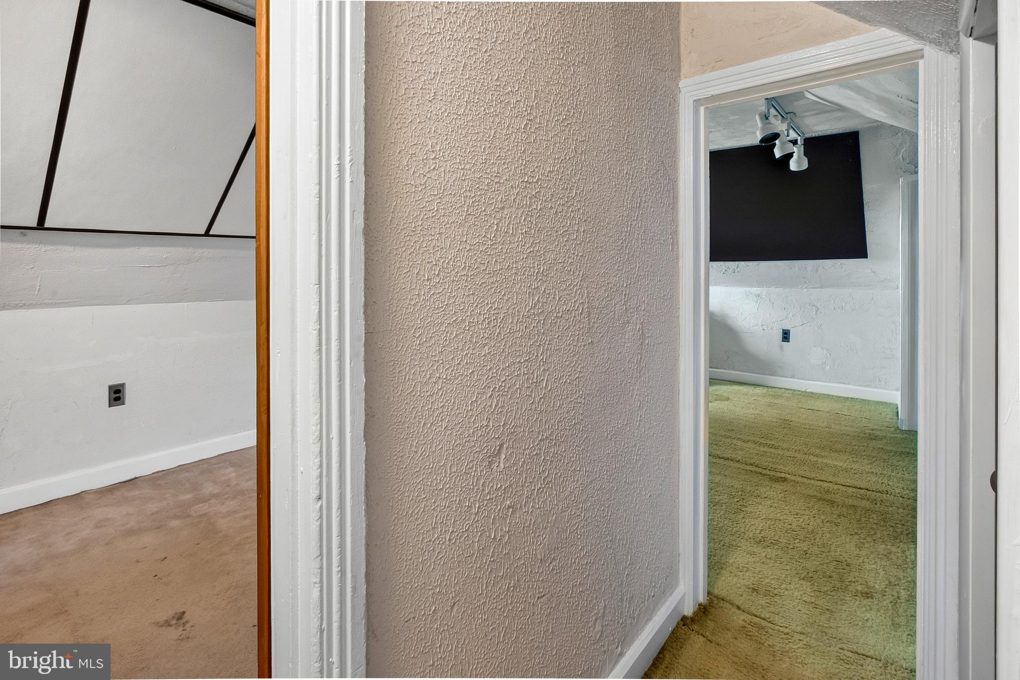 COLLINGSWOOD - Residential