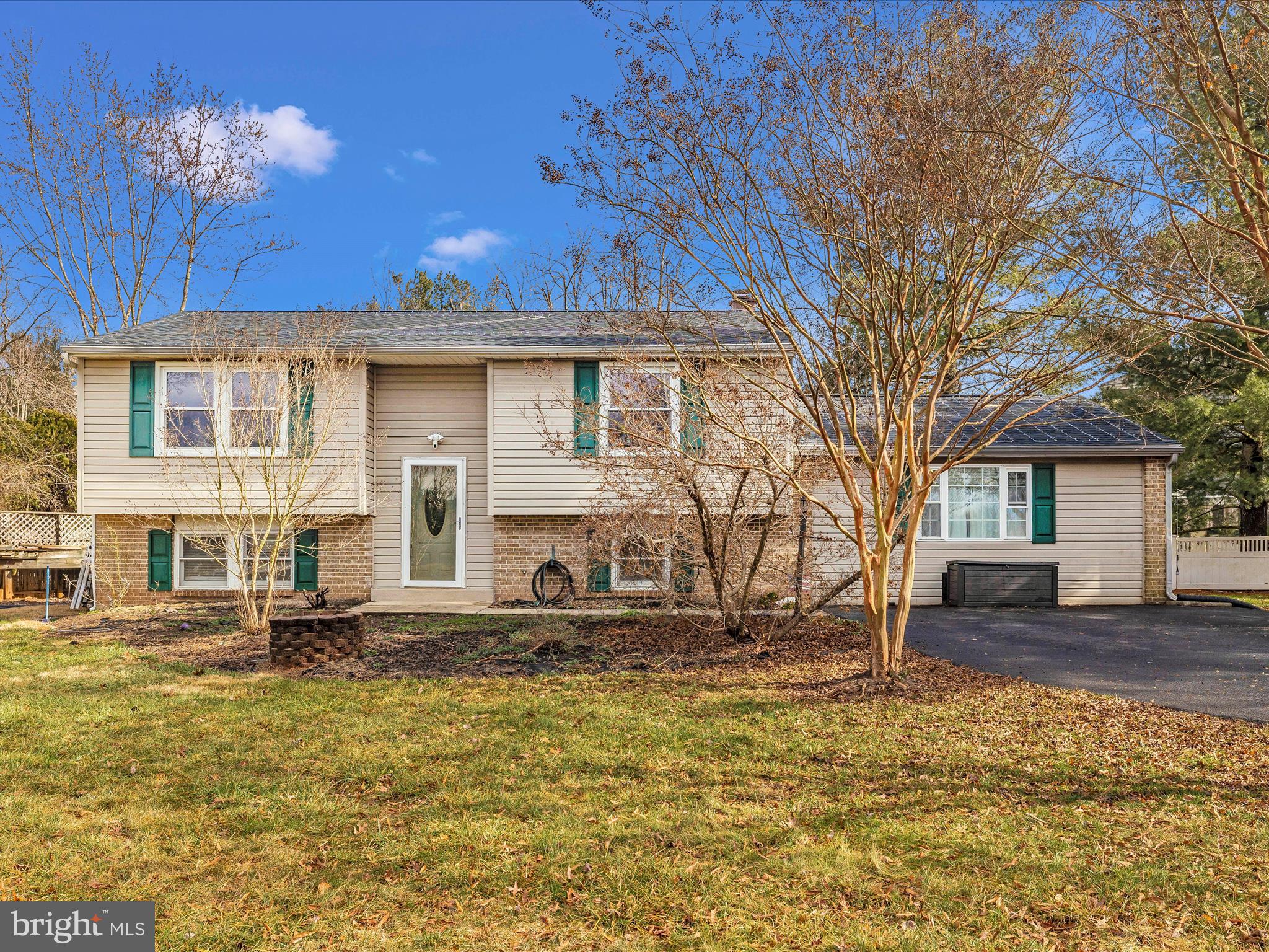 Welcome to your next home, nestled in the heart of Poolesville, Maryland. This captivating property offers a serene suburban lifestyle with convenient access to urban amenities. With 5 bedrooms, over 2,300 sqft, and a private & spacious lot, this home has it all. Step inside, where natural light illuminates the open concept living spaces, fostering an inviting atmosphere for relaxation and entertainment. The main level features a seamless flow from the living area to the dining space and gourmet kitchen, ideal for modern living and gatherings. The gourmet kitchen is a culinary haven, boasting stainless steel appliances and cabinet storage, providing the perfect space for family and social gatherings. This home features five spacious bedrooms, offering plenty of space for families and guests alike. The oversized primary suite stands out as a luxurious sanctuary, providing ample space that can double as a versatile rec room. With its generous dimensions and flexible layout, this space offers endless possibilities for recreation, relaxation, and entertainment. Outside, the backyard is a private oasis, providing a peaceful retreat for outdoor enjoyment and relaxation. The oversized deck offers space for dining, entertaining guests, or simply savoring moments of solitude surrounded by nature. With its serene setting and modern amenities, this home offers comfort and timeless appeal. Conveniently located, residents enjoy easy access to local shops, restaurants, parks, and top-rated schools. This exceptional property offers a unique opportunity to embrace the joys of suburban living while being just moments away from all that Poolesville has to offer.