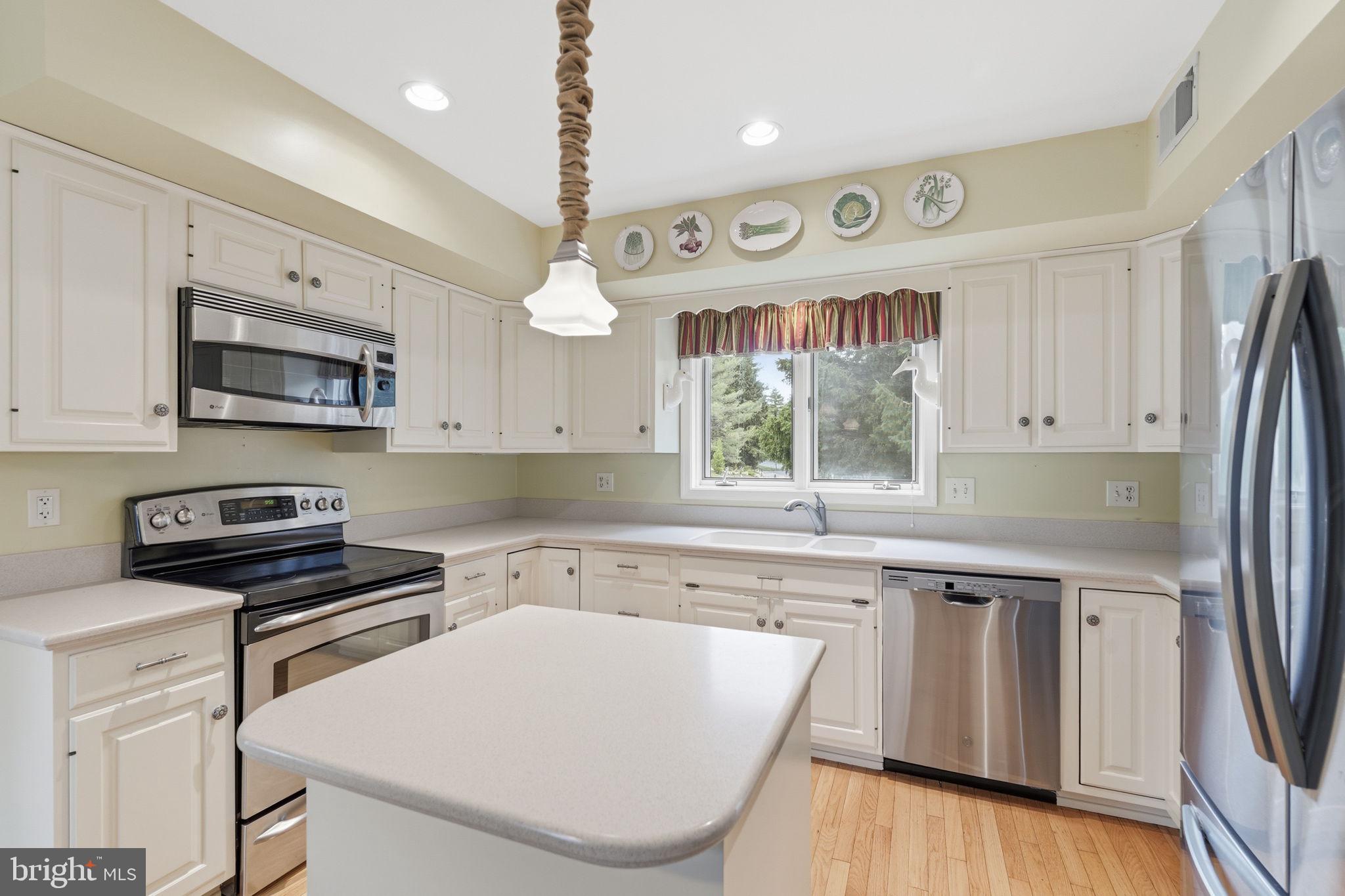 HERSHEYS MILL - Residential