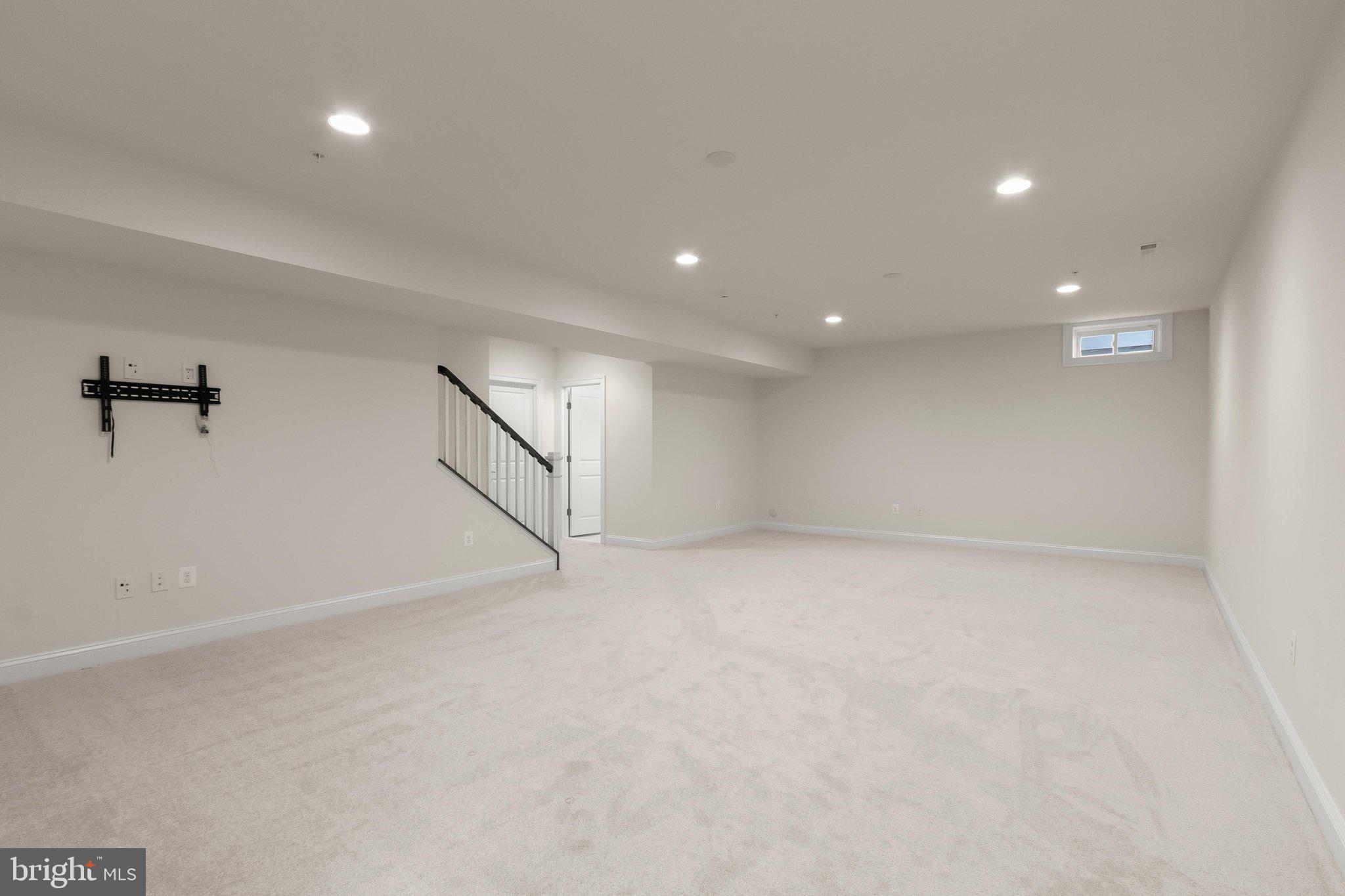 MAPLE LAWN - Residential