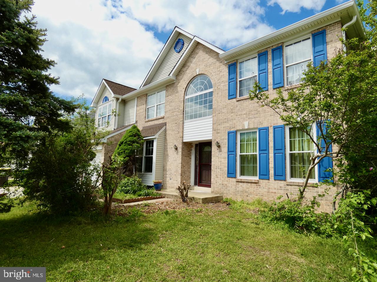 Home is in need of repairs & updates. Cash and Conventional Buyers only.  Being sold AS-IS. No Inspection Contingencies.  Priced over $100k UNDER recent sales of same model in community!  This 4Br/2.5 Ba home has so much potential! One of the largest models in Salem Woods, this home boasts over 3200 sq ft of living space and potentially an additional 1000+ sq ft if the new owner finishes the basement!  Amenities include 2-story Foyer entry w/ turned staircase & double door access to the home's main floor Office.  Full formal Living Room w/ great natural light that connects the spacious formal Dining Room.  The Kitchen was updated w/ granite counters, newer cabinets w/ moldings, SS appliances, center island, pantry closet, large eating area adjacent to the sliding doors that lead out to the 14x12 rear deck, convenient powder room near garage access & a deep storage closet under the back staircase that is great for added storage space!  The Kitchen is also open to the large Family Rm w/ Cathedral Ceiling, 2 sets of French Doors that open to the beautiful 4-Season Sun Rm complete w/ Cathedral Ceiling, Arched transom window and loads of additional windows overlooking the backyard space!  The Family Rm also features a marble surround fireplace w/ wood trim & mantel, a rear staircase to the 2nd floor bedrooms & great natural light!  Heading upstairs you will find 4 good sized bedrooms beginning with the Primary Br offering double door access, Cathedral Ceiling, separate sitting room, 2 walk-in-closets as well as a full linen closet and a full 5 piece primary bathroom including separate single sink vanities, corner soaking garden tub, commode & full shower stall!  All 3 additional bedrooms are spacious & bright with great closet storage.  There's a full laundry room on the 2nd floor adding even more convenience  w/ a full sized laundry tub & window for natural light as well as fresh air.  The full, unfinished basement allows for tons of storage space but could also be converted to additional living space in the future!  This home is ready for your personal updates & finishes and certainly has so much great potential and the Salem Woods community has plenty of open space, sidewalks, street lights & access to Weiss Park w/ walking trails, baseball field, basketball courts & so much more all within walking distance!  This home is also located near loads of great shopping, dining & entertainment options along the Rt 40 & Rt 273 corridors as well as just minutes to both the Christiana Mall & Christiana Hospital!  Quick access to both I-95 & Delaware Rt1 making commuting in all directions a breeze! Get to the Phila Int'l Airport & professional sporting arenas in 35 minutes! Home is being sold AS-IS, WHERE-IS. Cash & Conventional financing only.  Don't miss your opportunity to purchase this large home & make it your own!