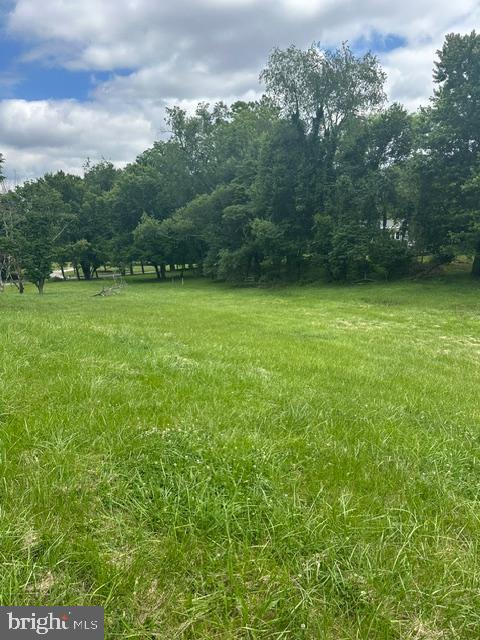 SUNNYBROOK FARMS - Residential