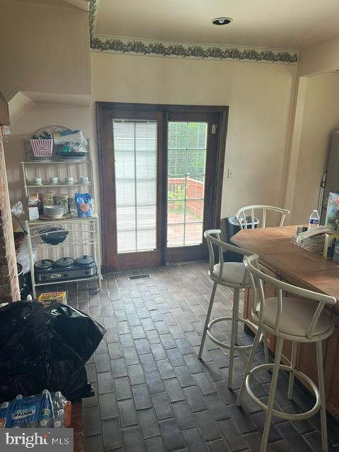 SUNNYBROOK FARMS - Residential