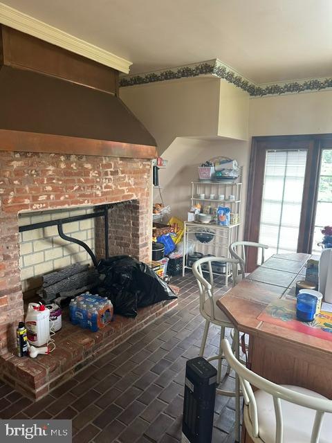 SUNNYBROOK FARMS - Residential