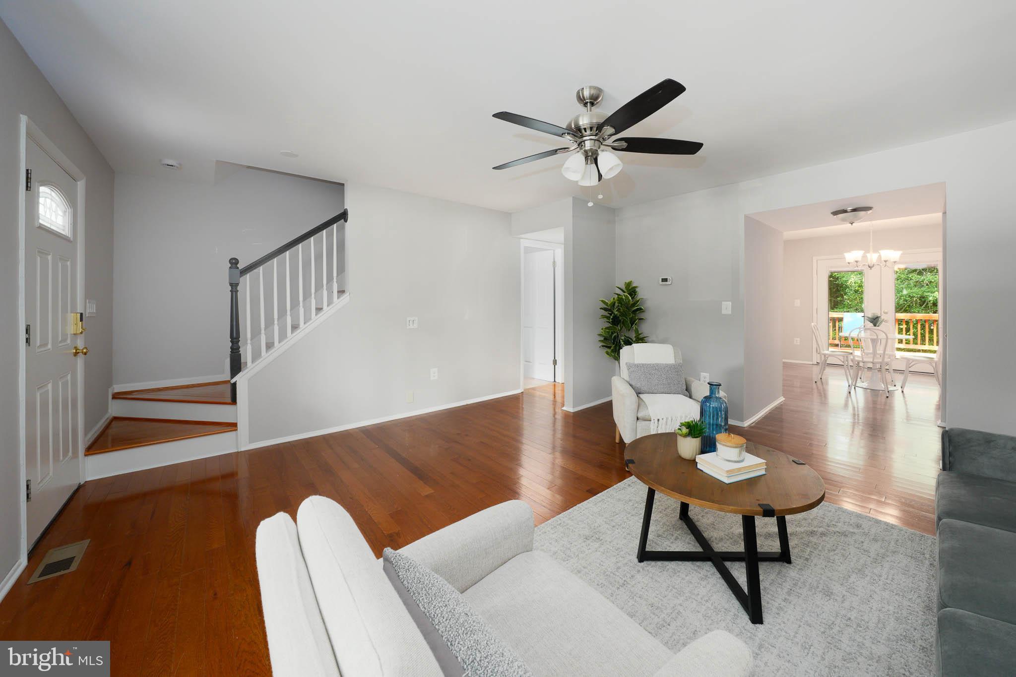 ADMIRALS WALK - Residential