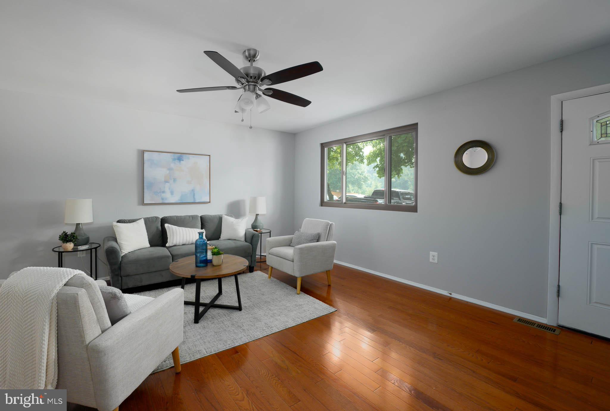 ADMIRALS WALK - Residential