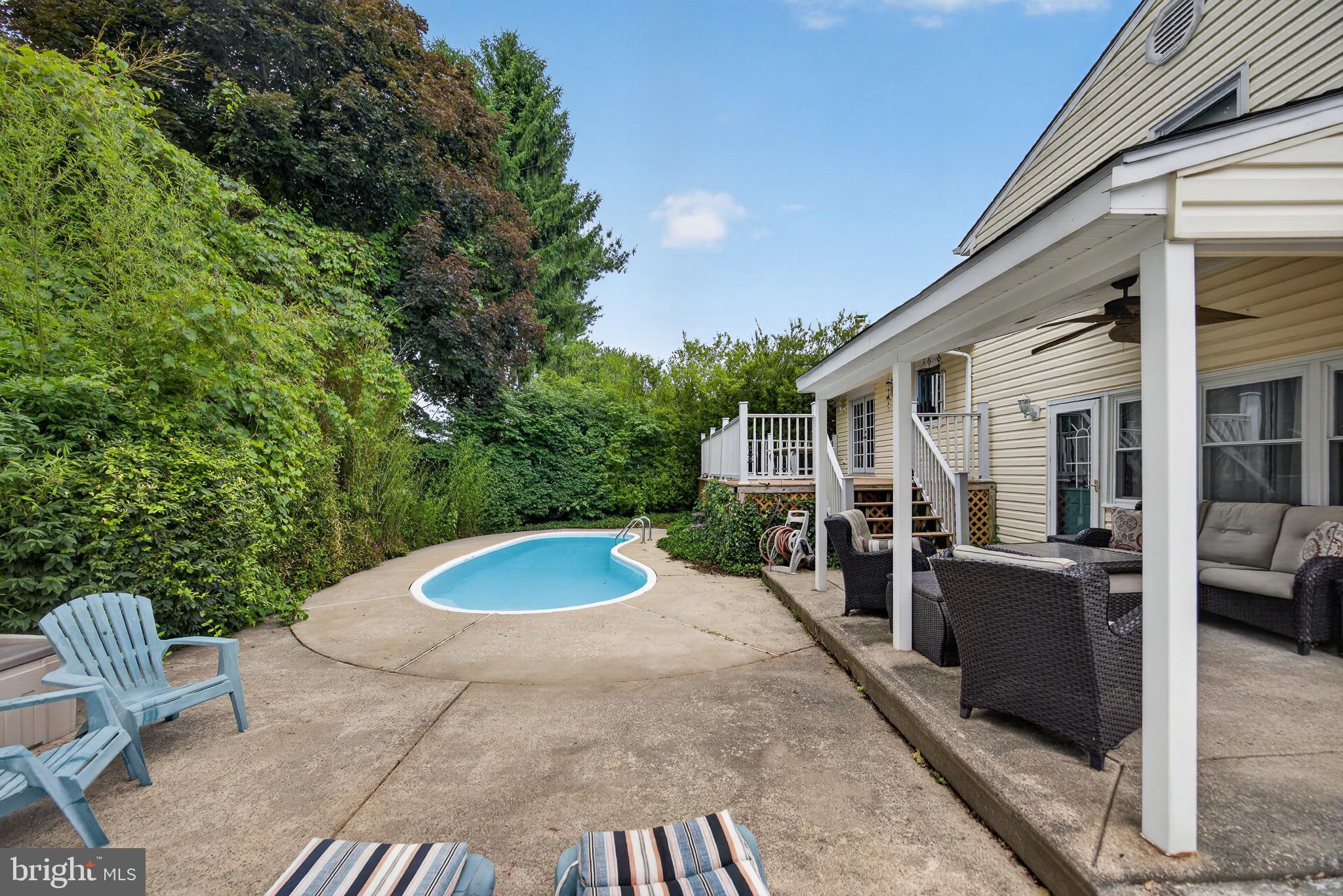 SOMERTON - Residential