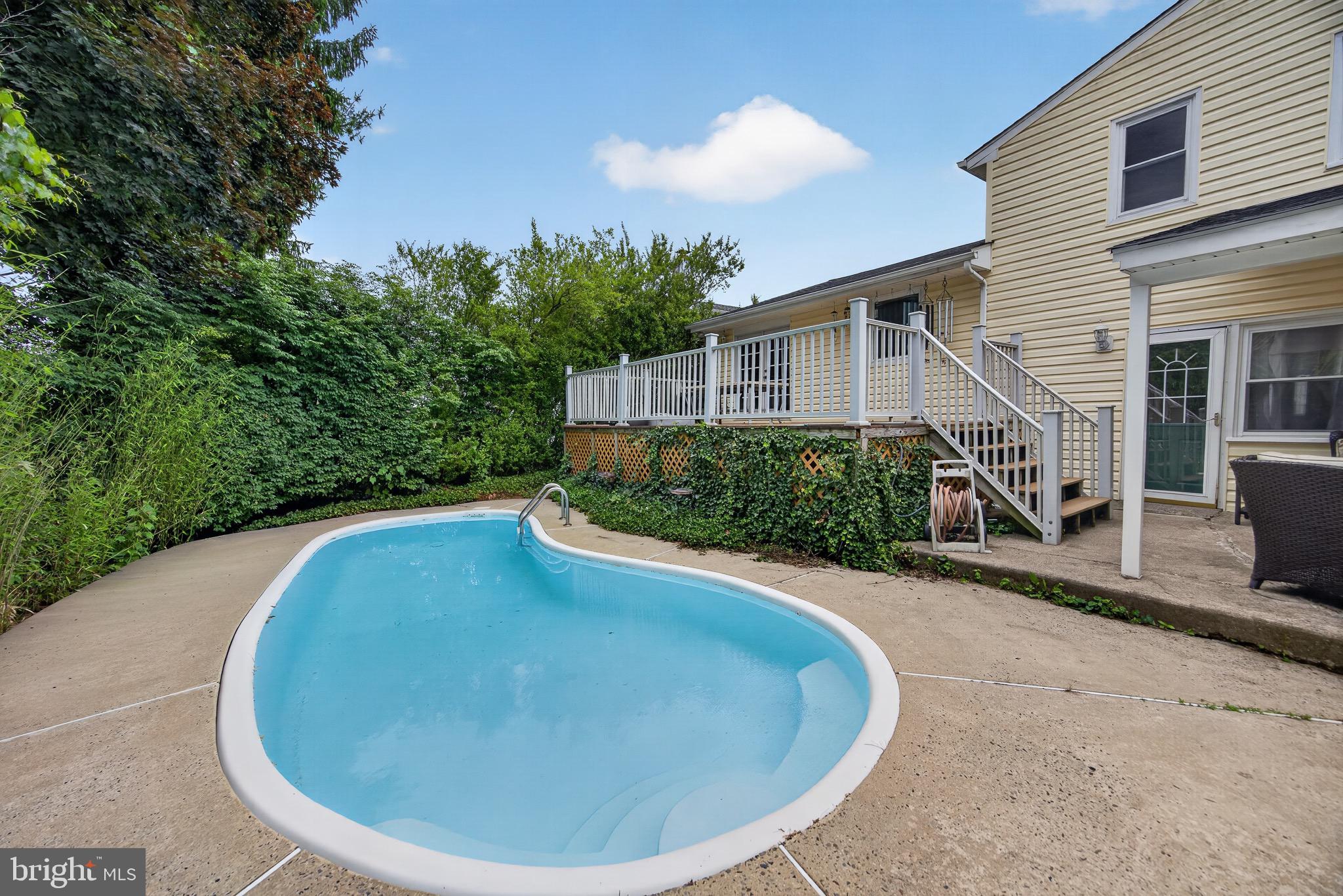 SOMERTON - Residential
