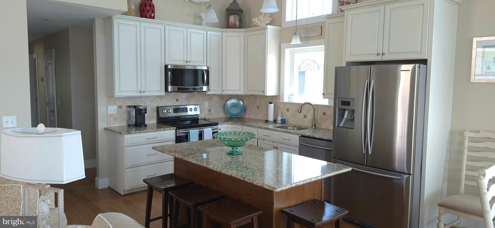 MONTEGO BAY - Residential