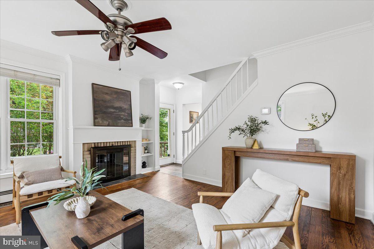 TOWER VIEW - Residential
