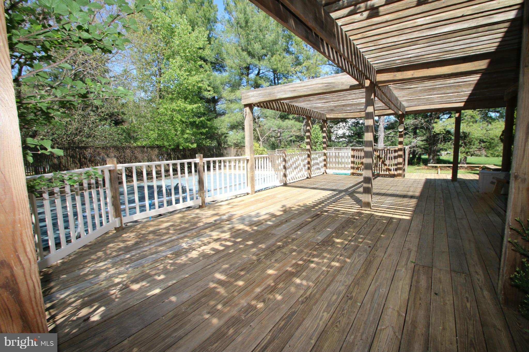 BURNHAM HILLS - Residential