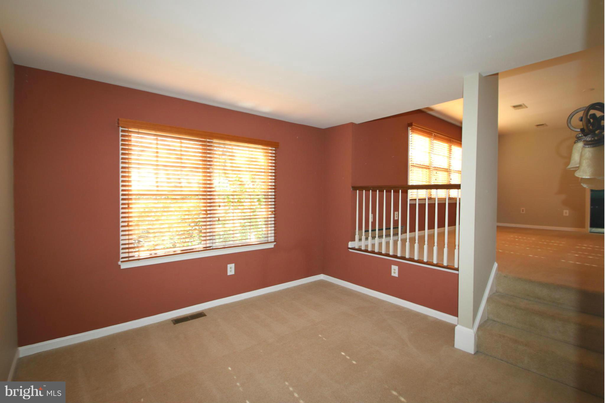 BURNHAM HILLS - Residential