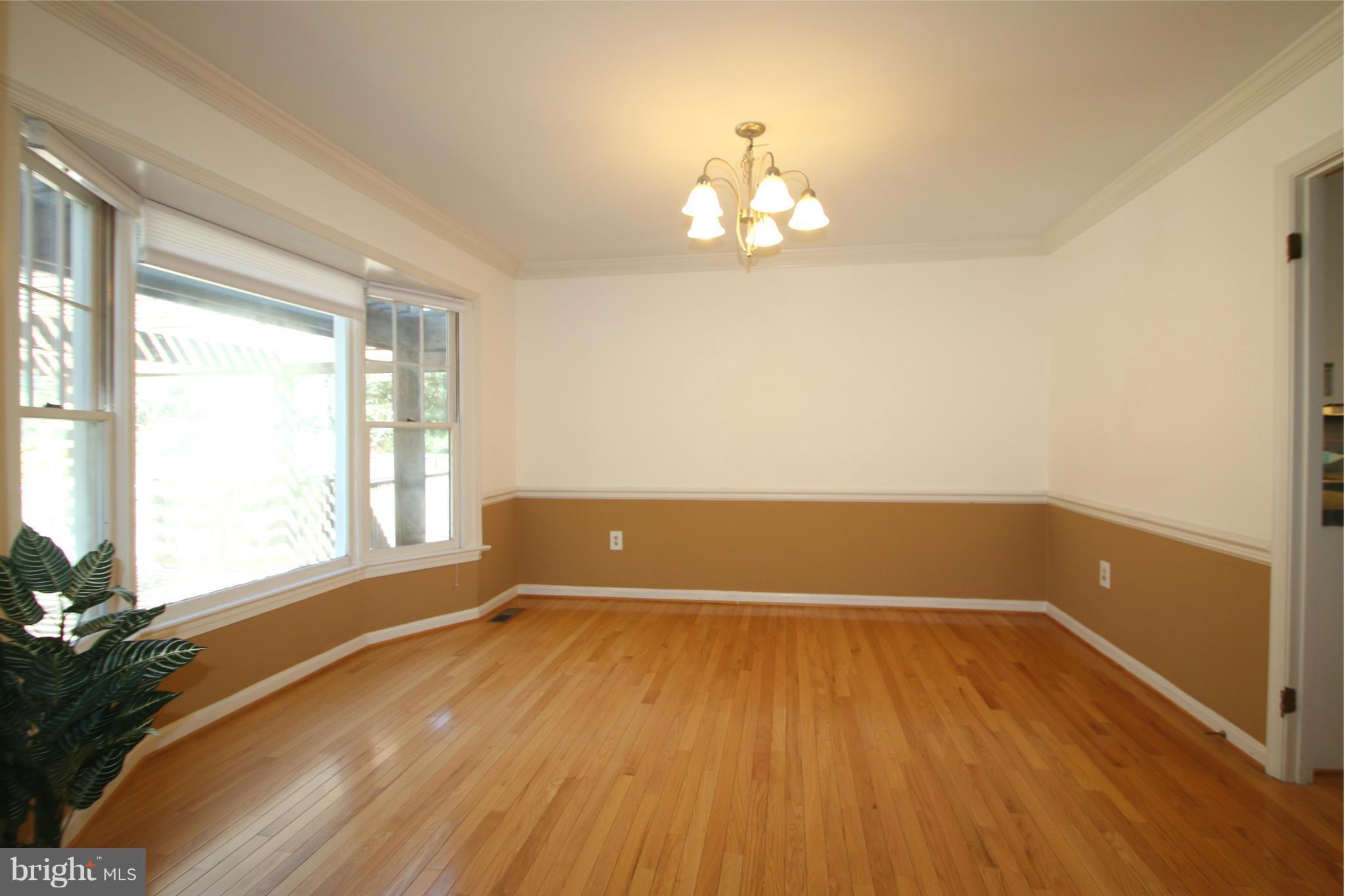 BURNHAM HILLS - Residential
