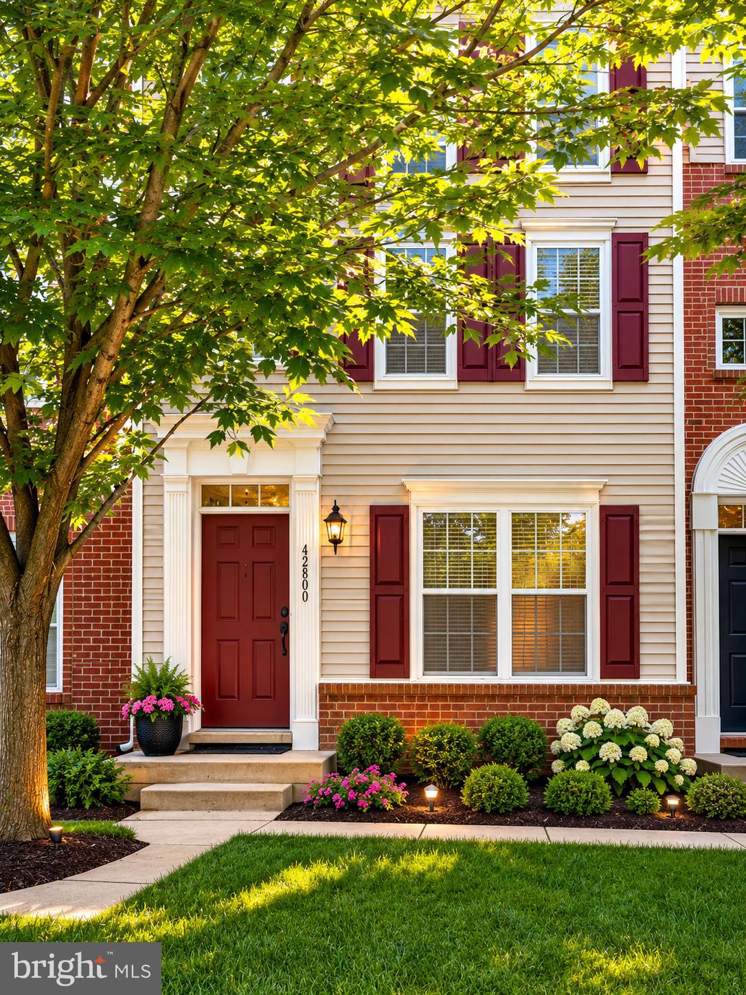 SOUTH RIDING - Residential