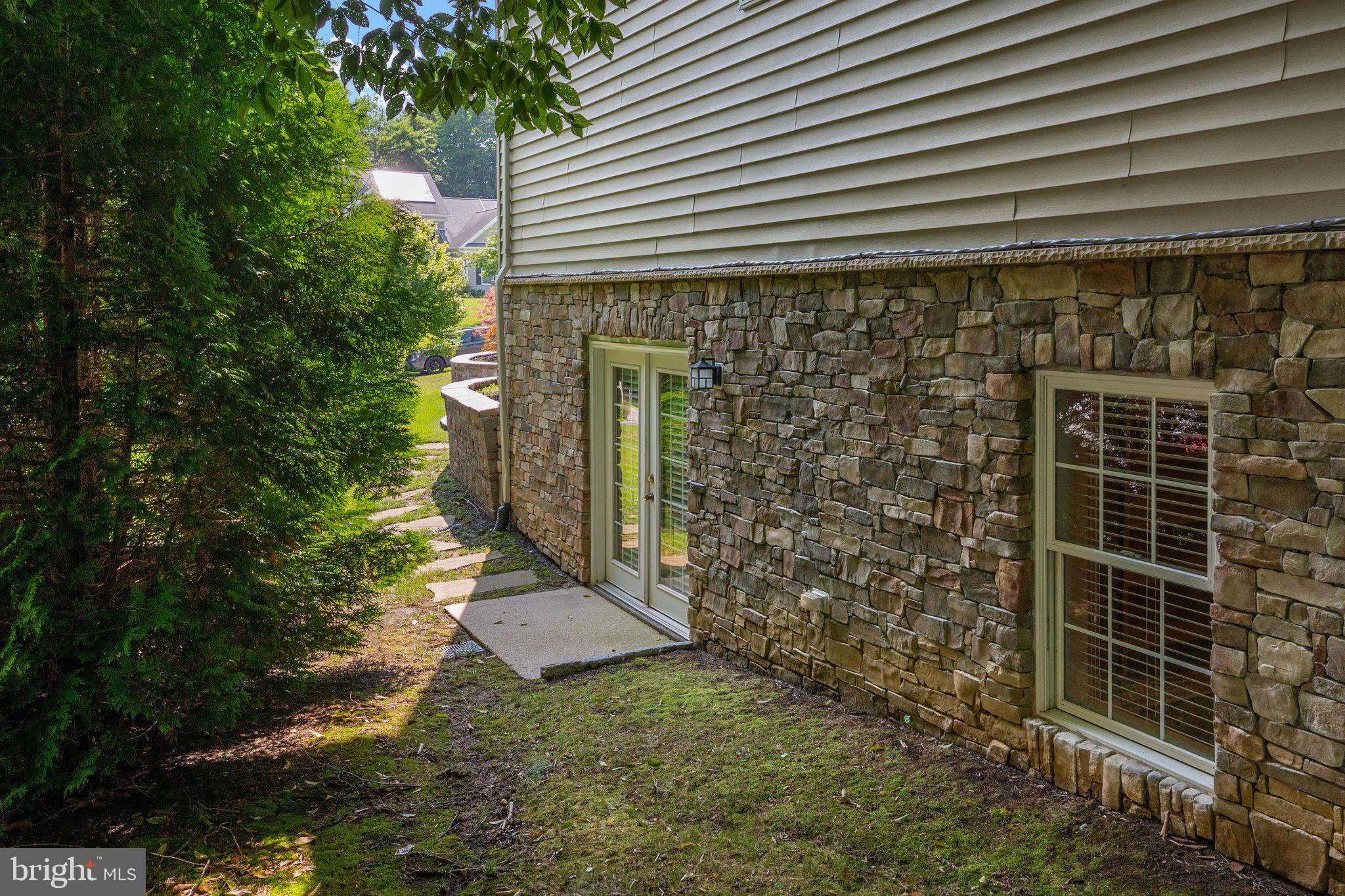 SEVERN LANDING - Residential