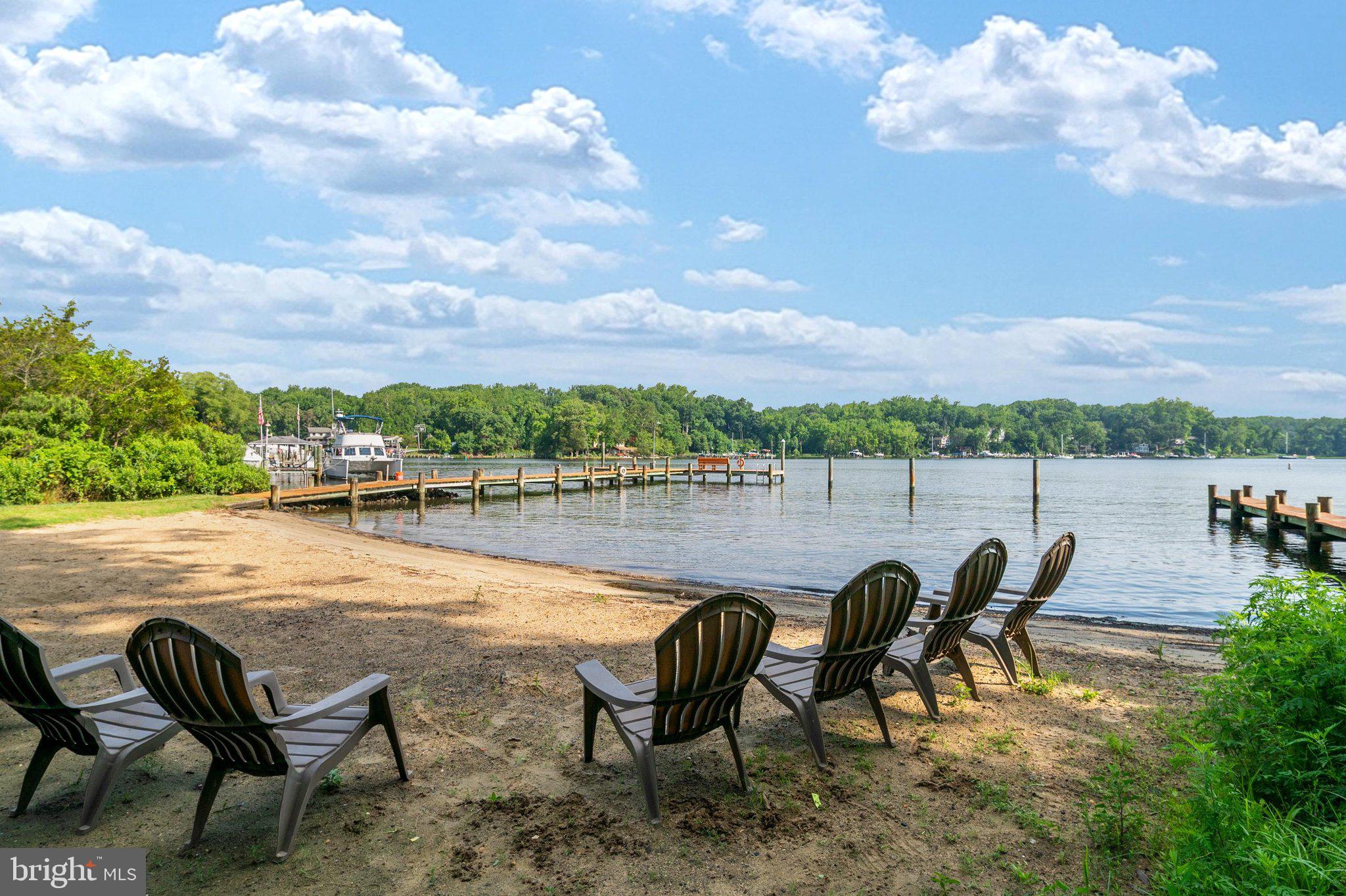 SEVERN LANDING - Residential