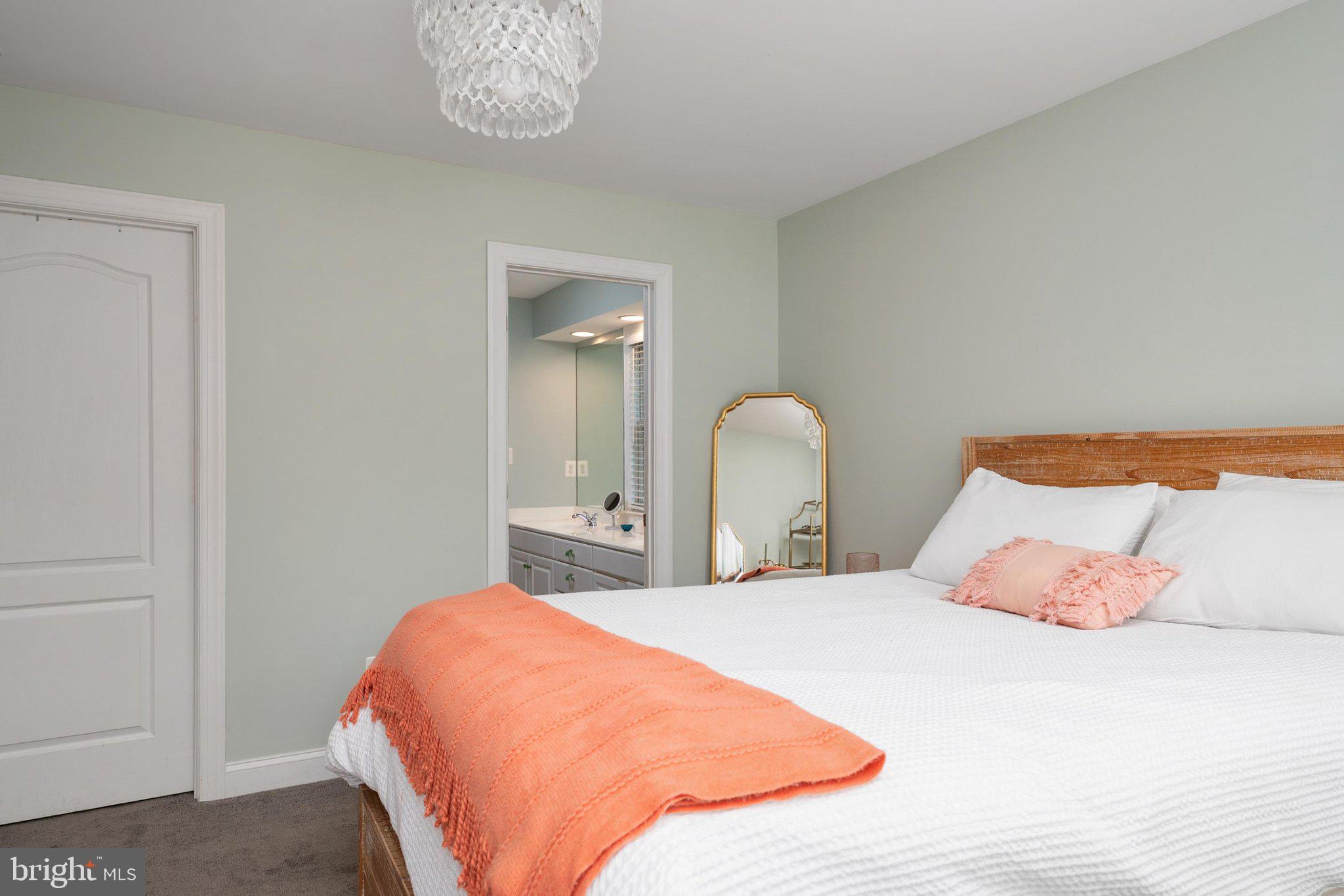 SEVERN LANDING - Residential