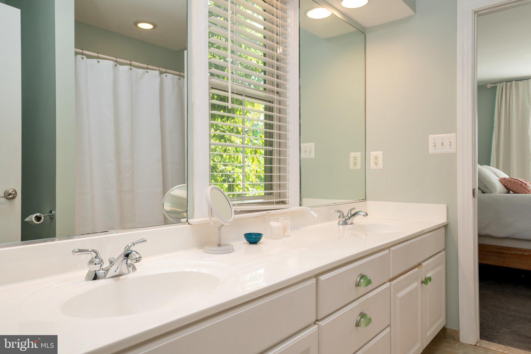 SEVERN LANDING - Residential