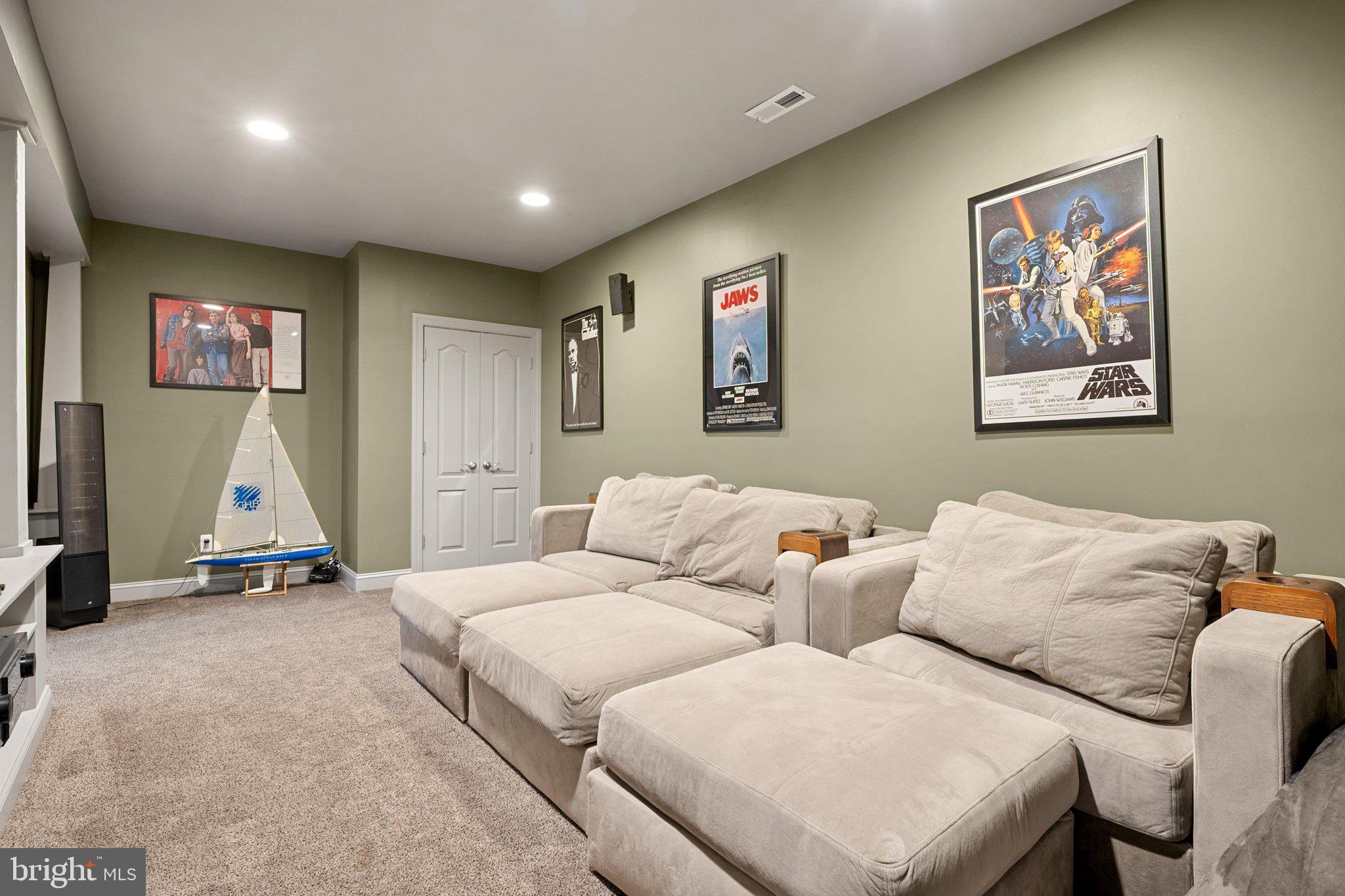 SEVERN LANDING - Residential