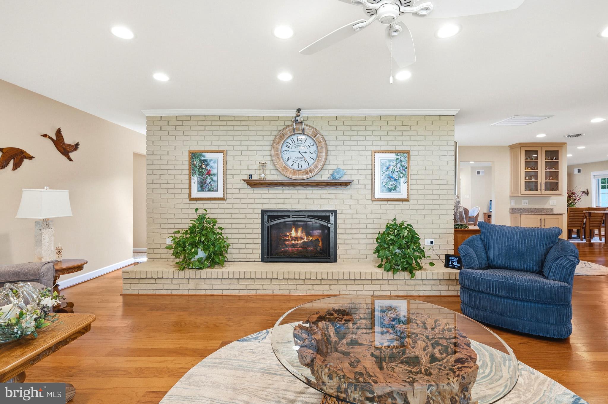 QUAILWOOD - Residential