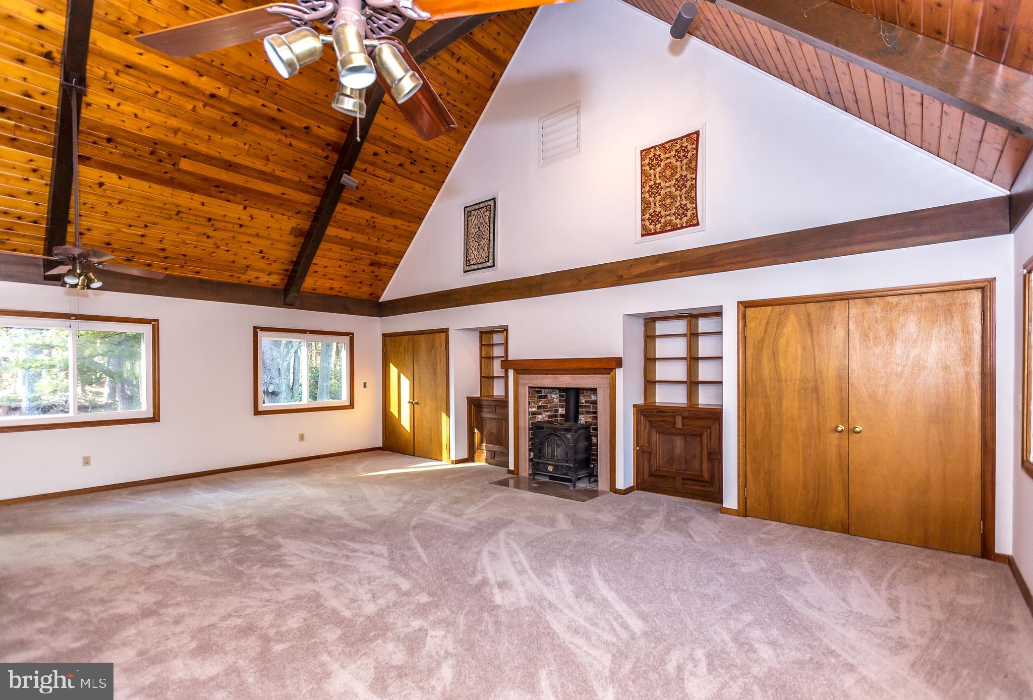 FREELAND - Residential Lease