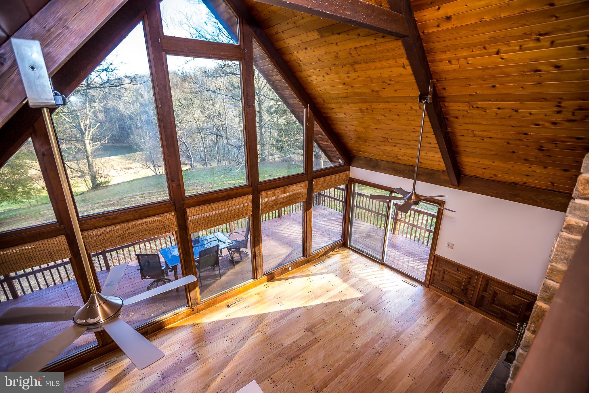 FREELAND - Residential Lease