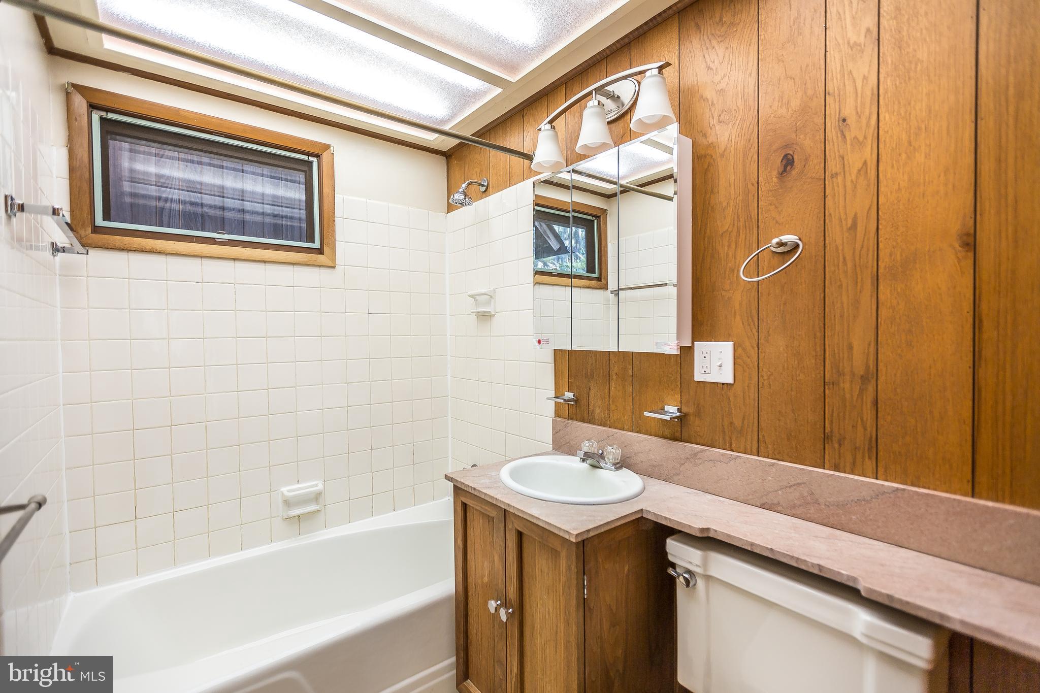FREELAND - Residential Lease