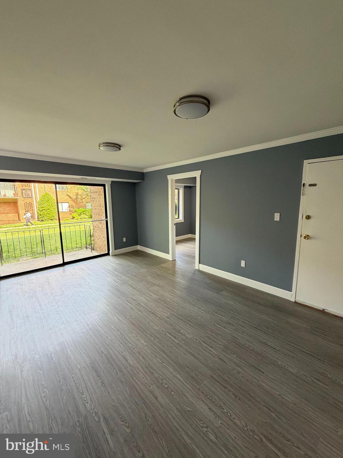 FALLS CHURCH GARDENS - Residential