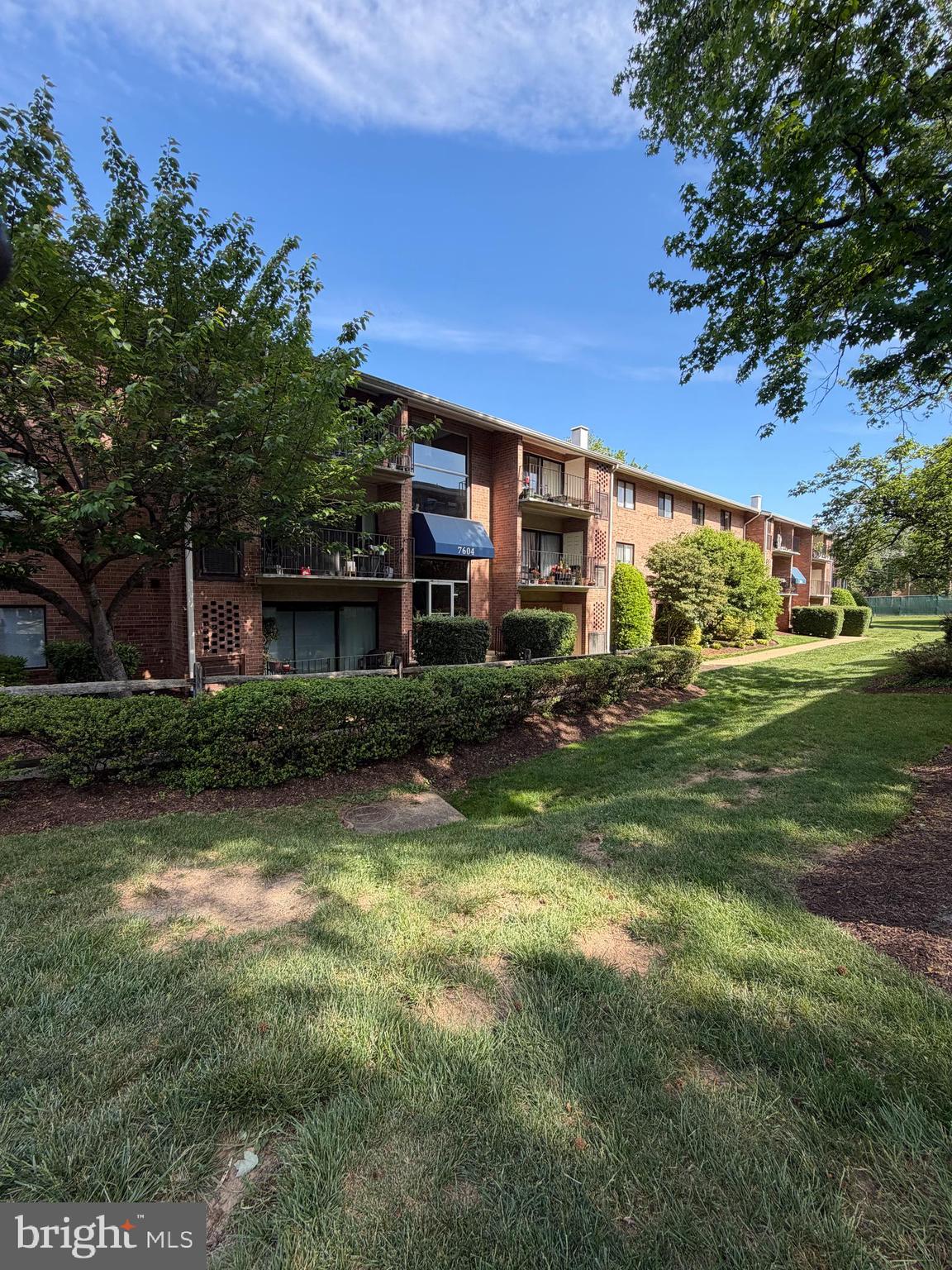 FALLS CHURCH GARDENS - Residential