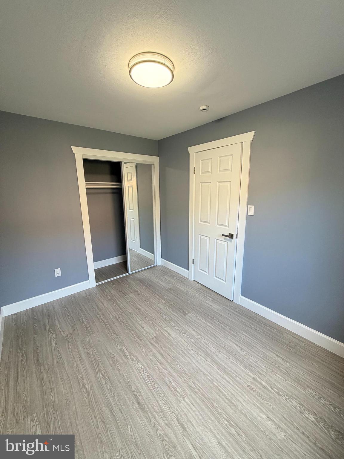FALLS CHURCH GARDENS - Residential