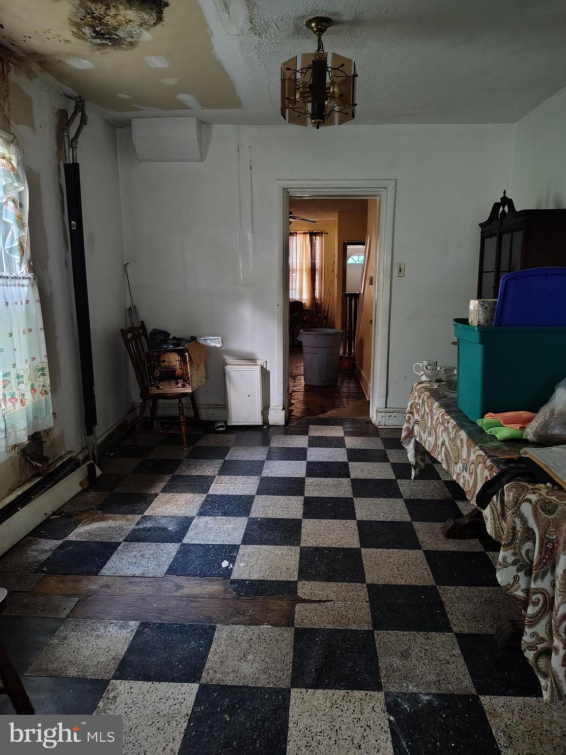 OLDE KENSINGTON - Residential