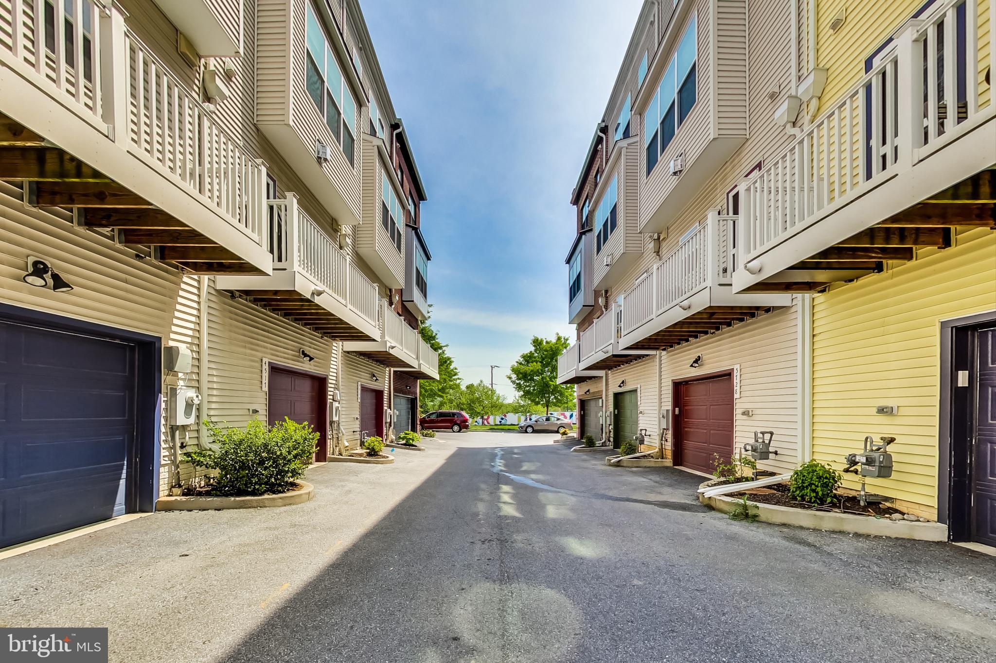 EYA ARTS DISTRICT - Residential