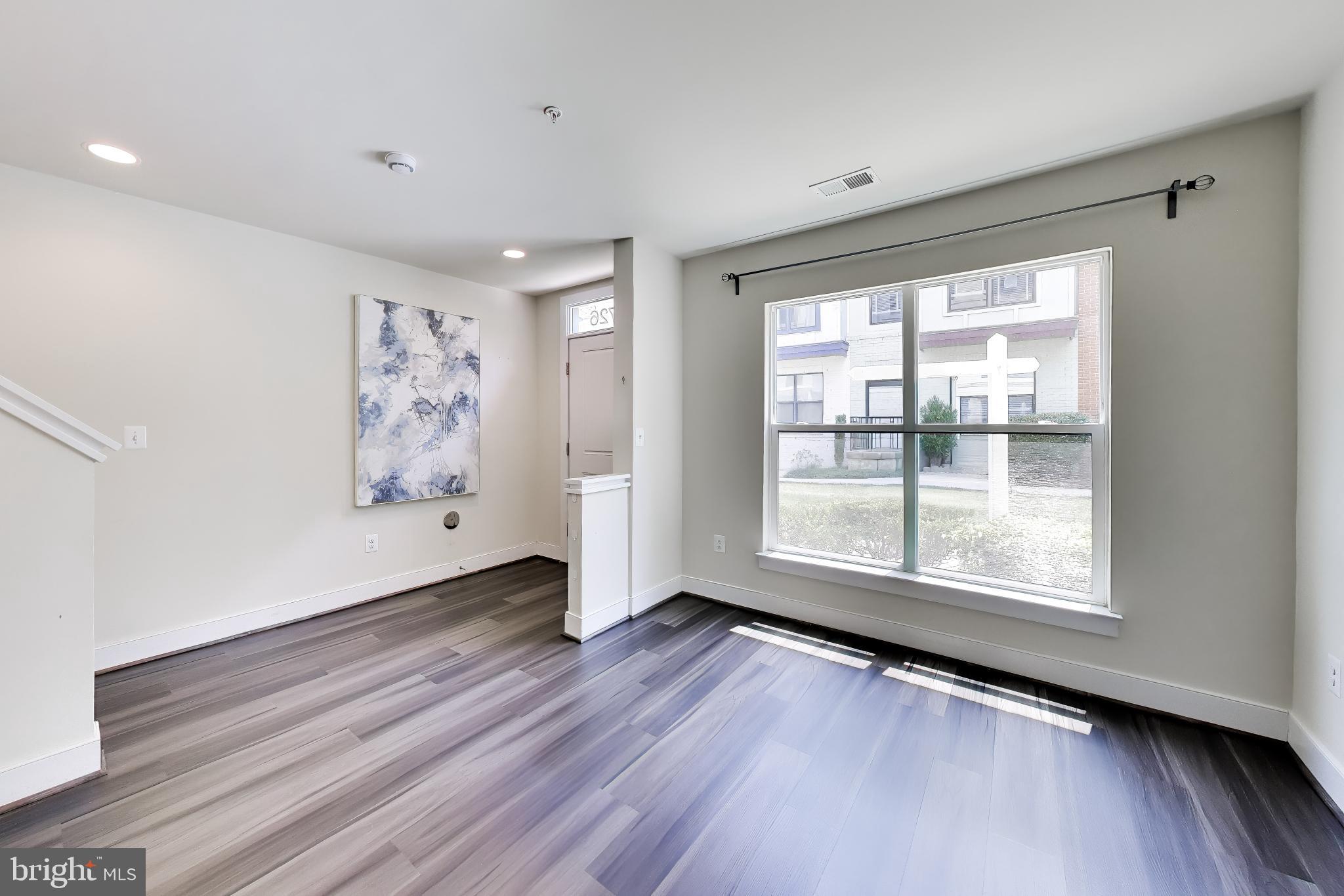 EYA ARTS DISTRICT - Residential