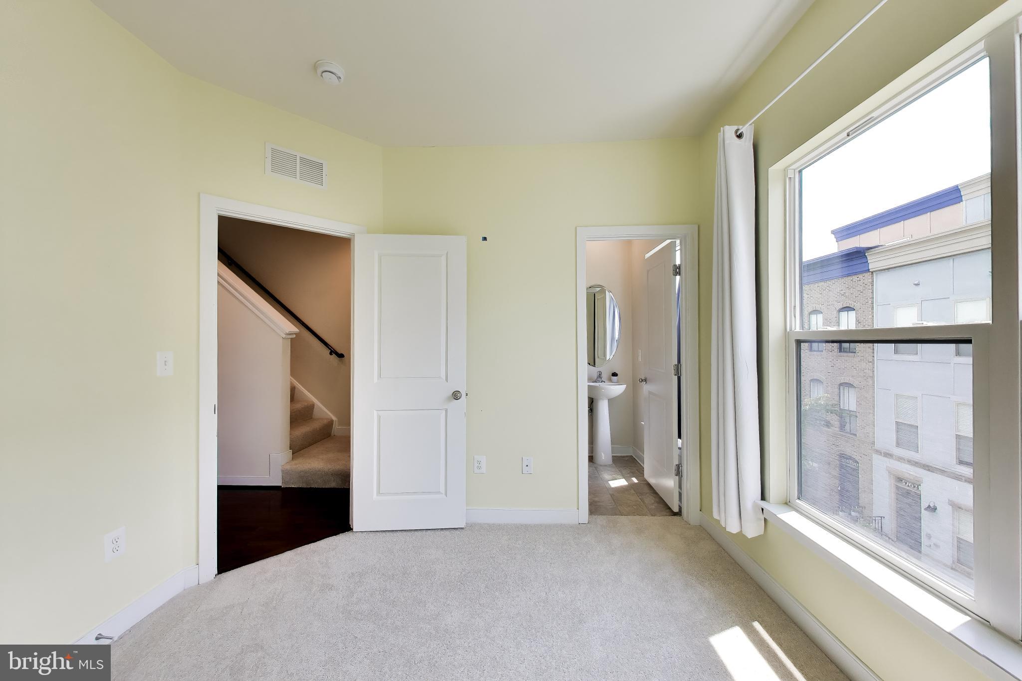 EYA ARTS DISTRICT - Residential