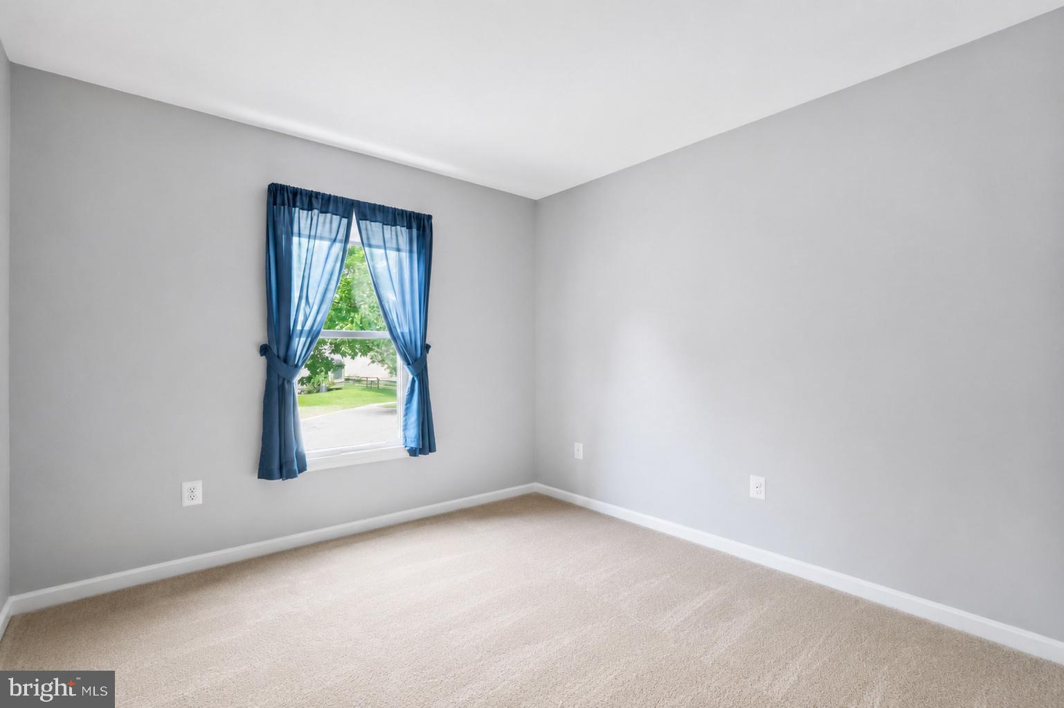 HALLOWELL - Residential