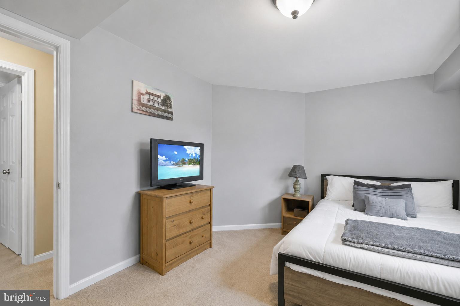 HALLOWELL - Residential