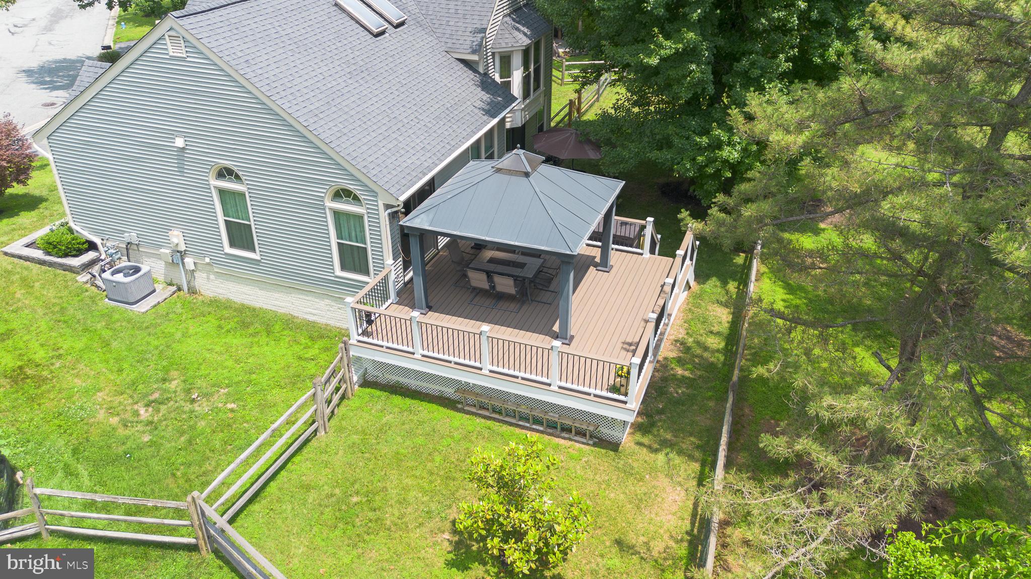 HALLOWELL - Residential
