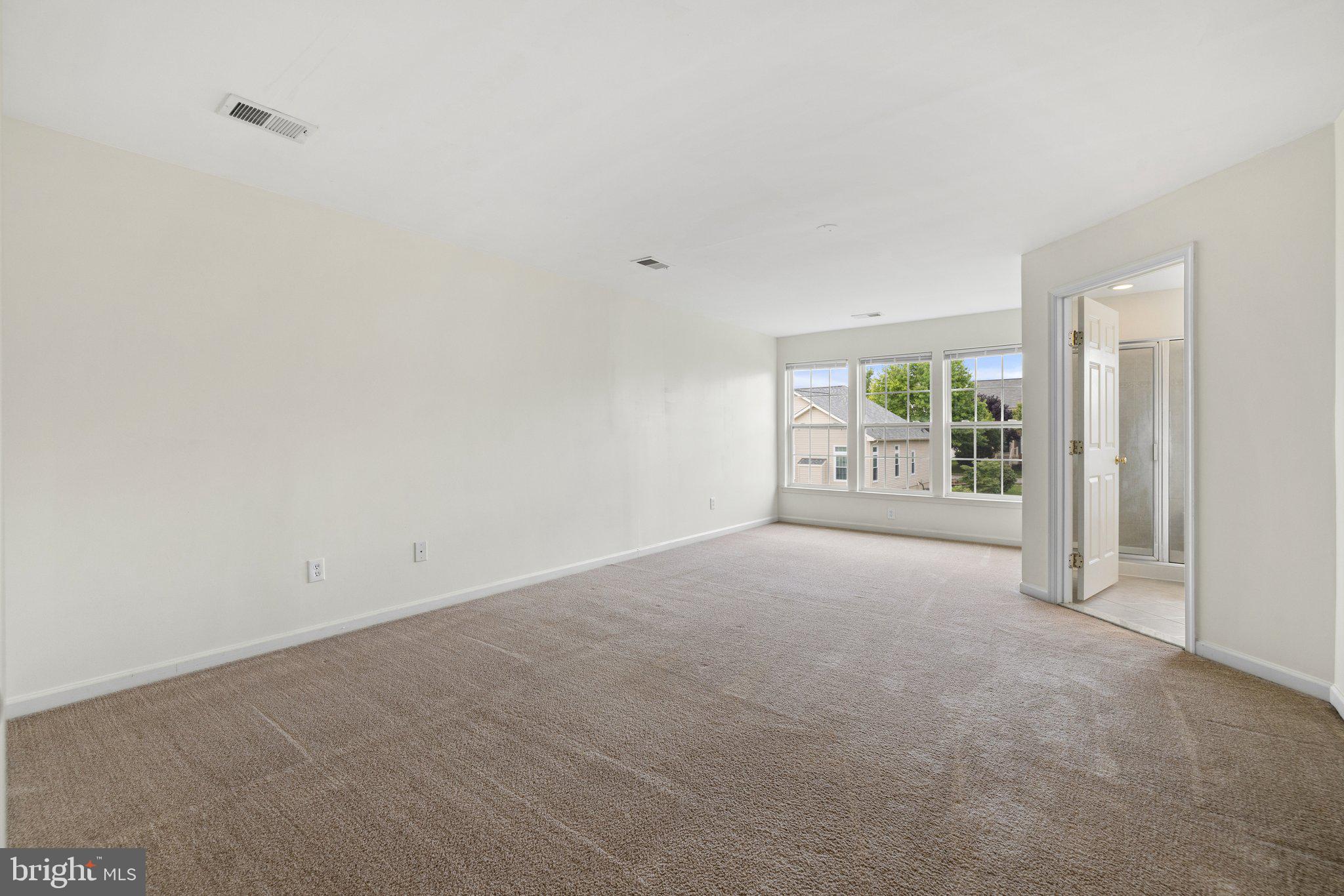 LAKELAND PLACE - Residential