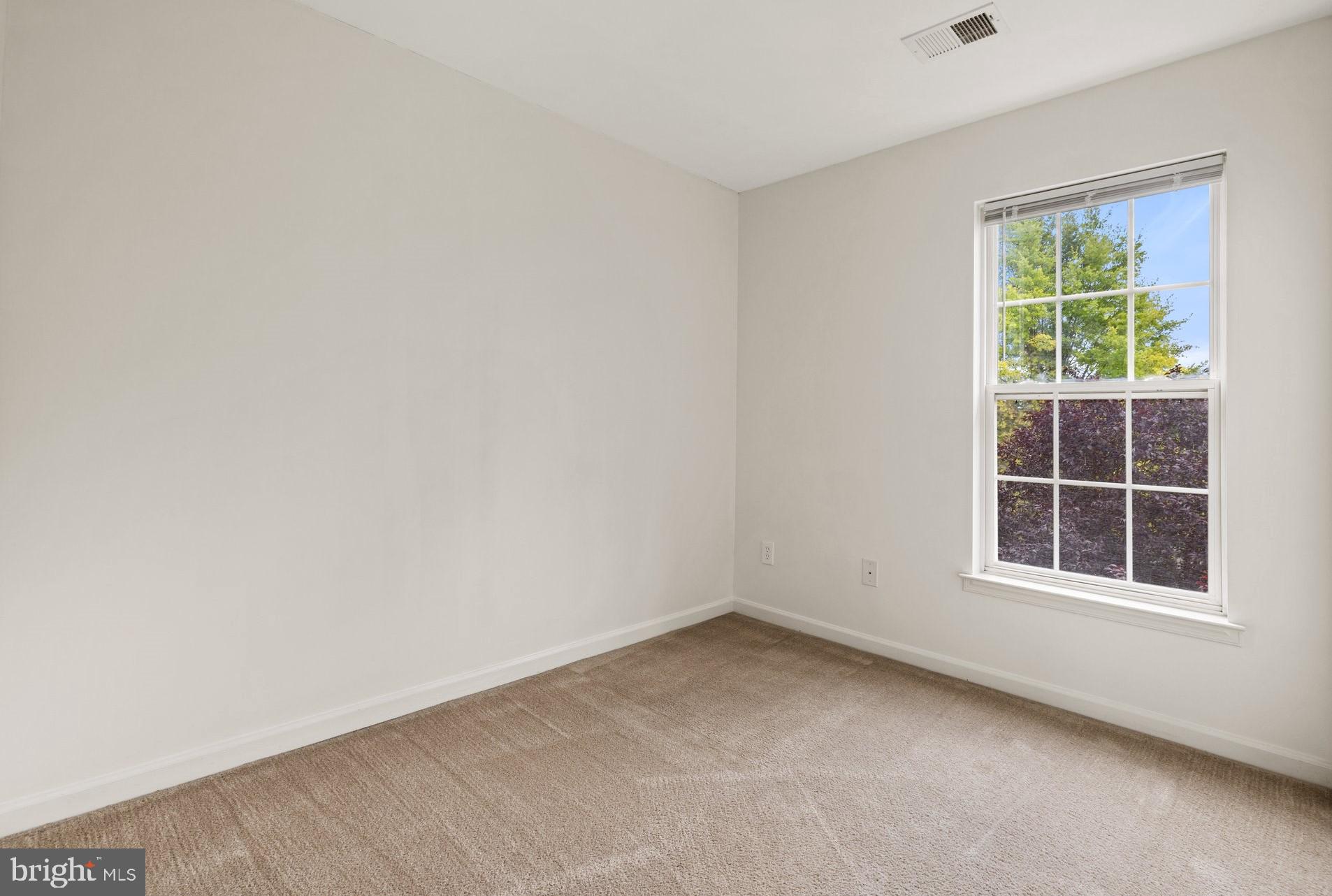 LAKELAND PLACE - Residential