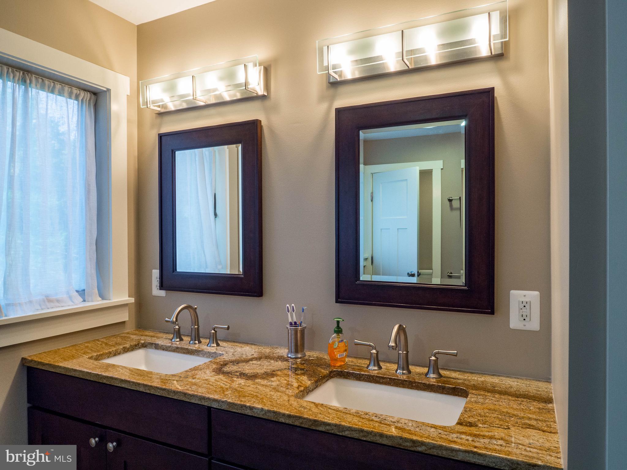 LARKINGTON - Residential