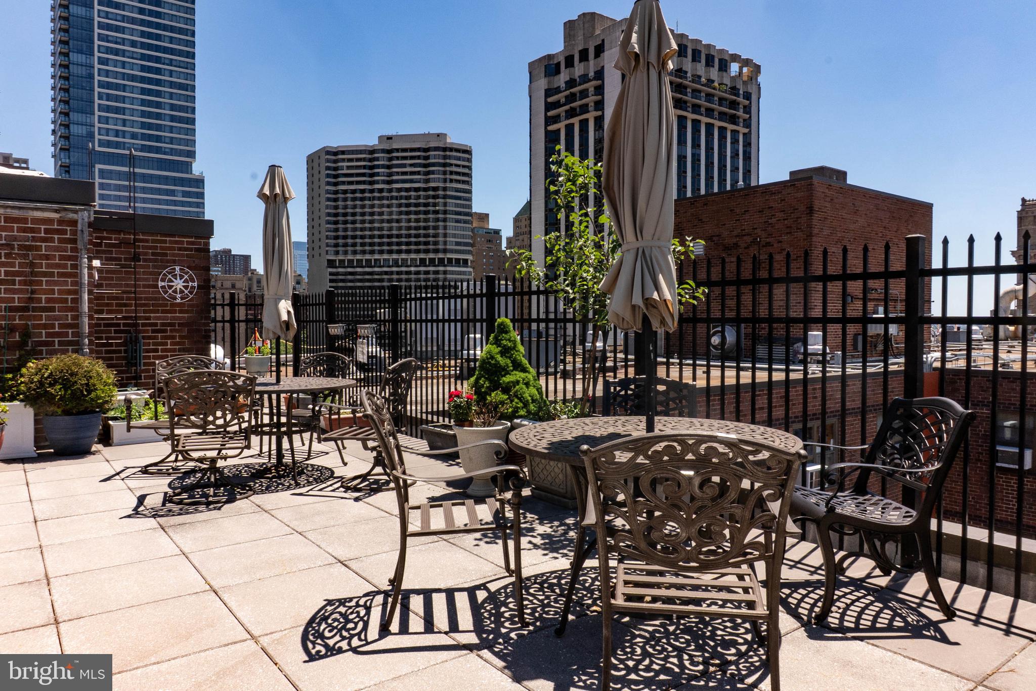 RITTENHOUSE SQUARE - Residential
