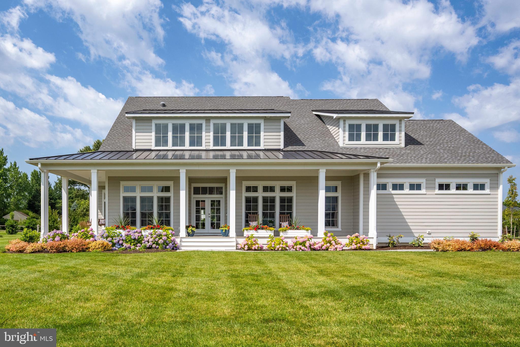 SHOWFIELD - Residential