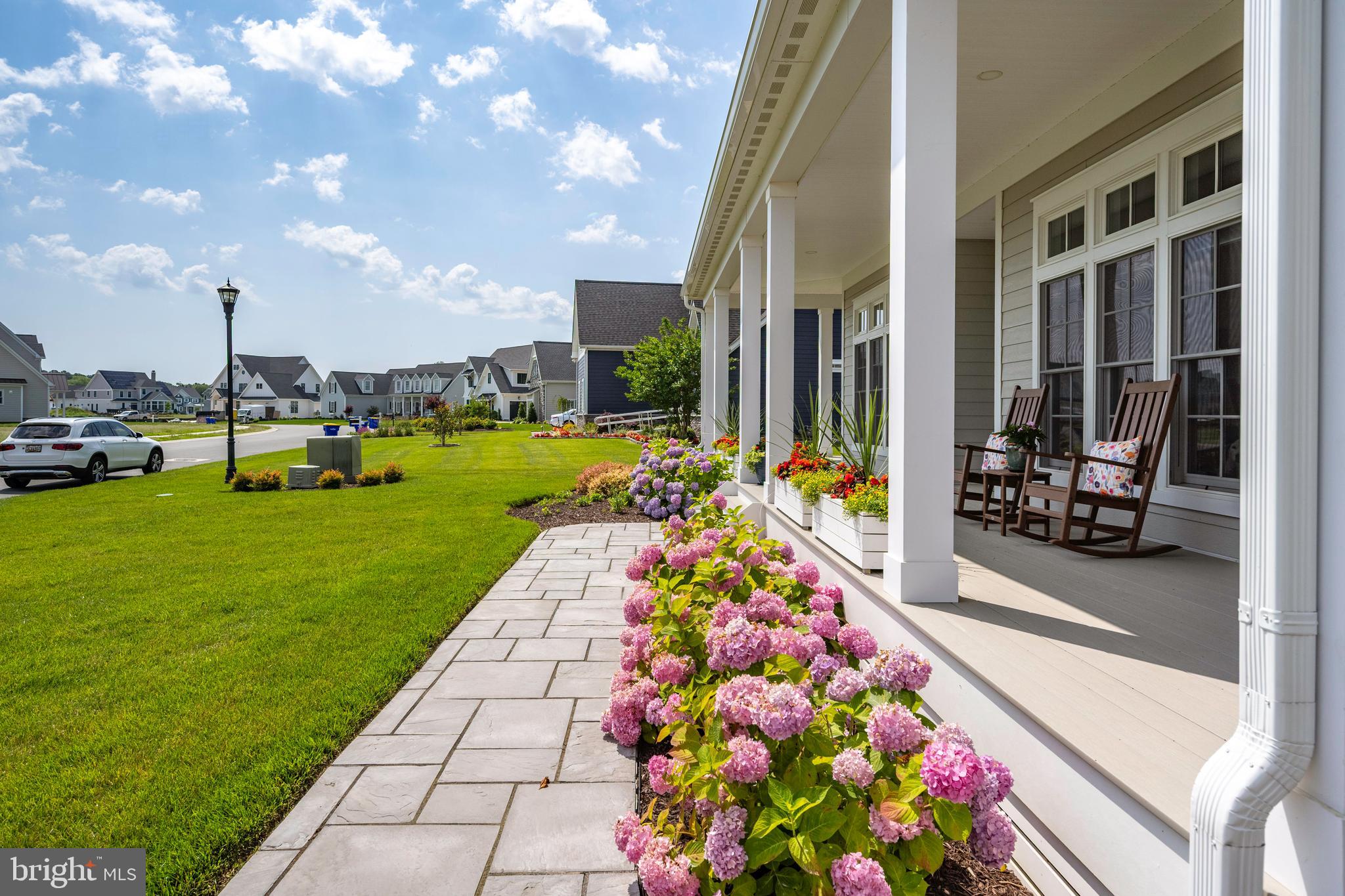 SHOWFIELD - Residential