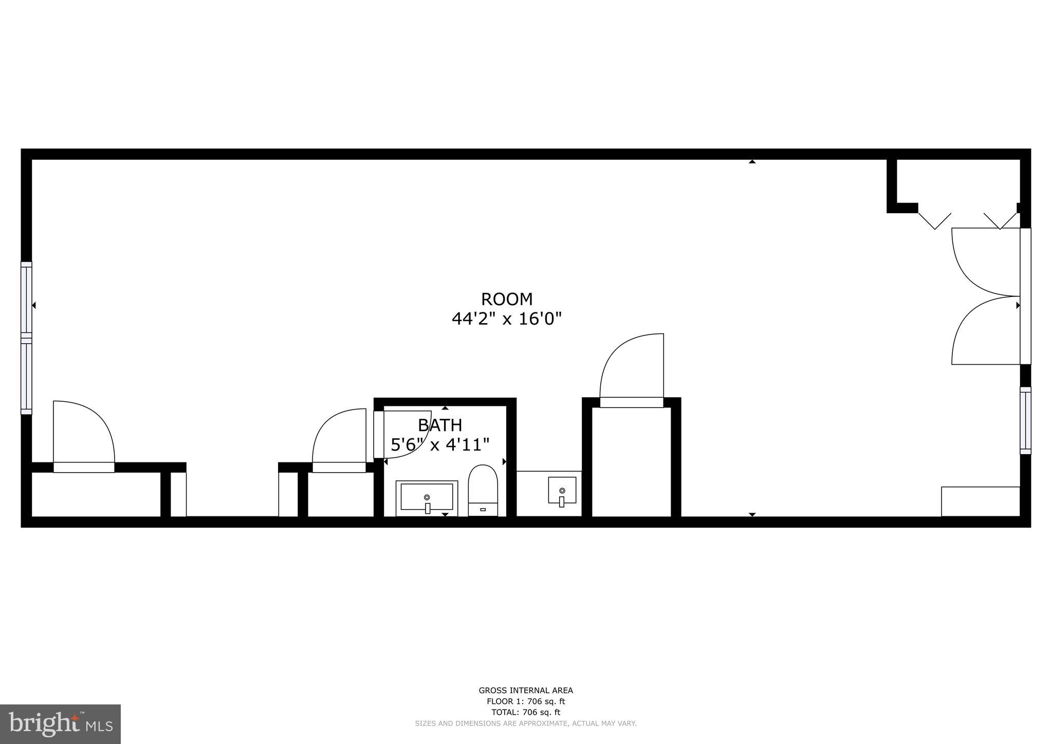 Main image without alt text